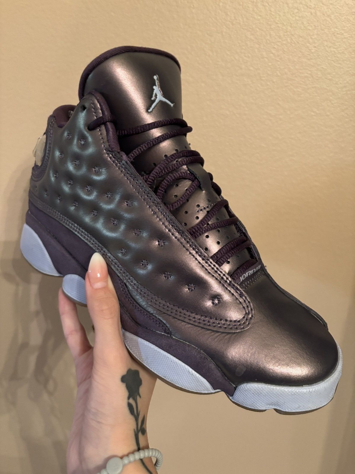 Jordan Brand Air Jordan 13 Retro Premium HC GS 'Dark Raisin' Size US 7 / IT 37 - 2 Thumbnail