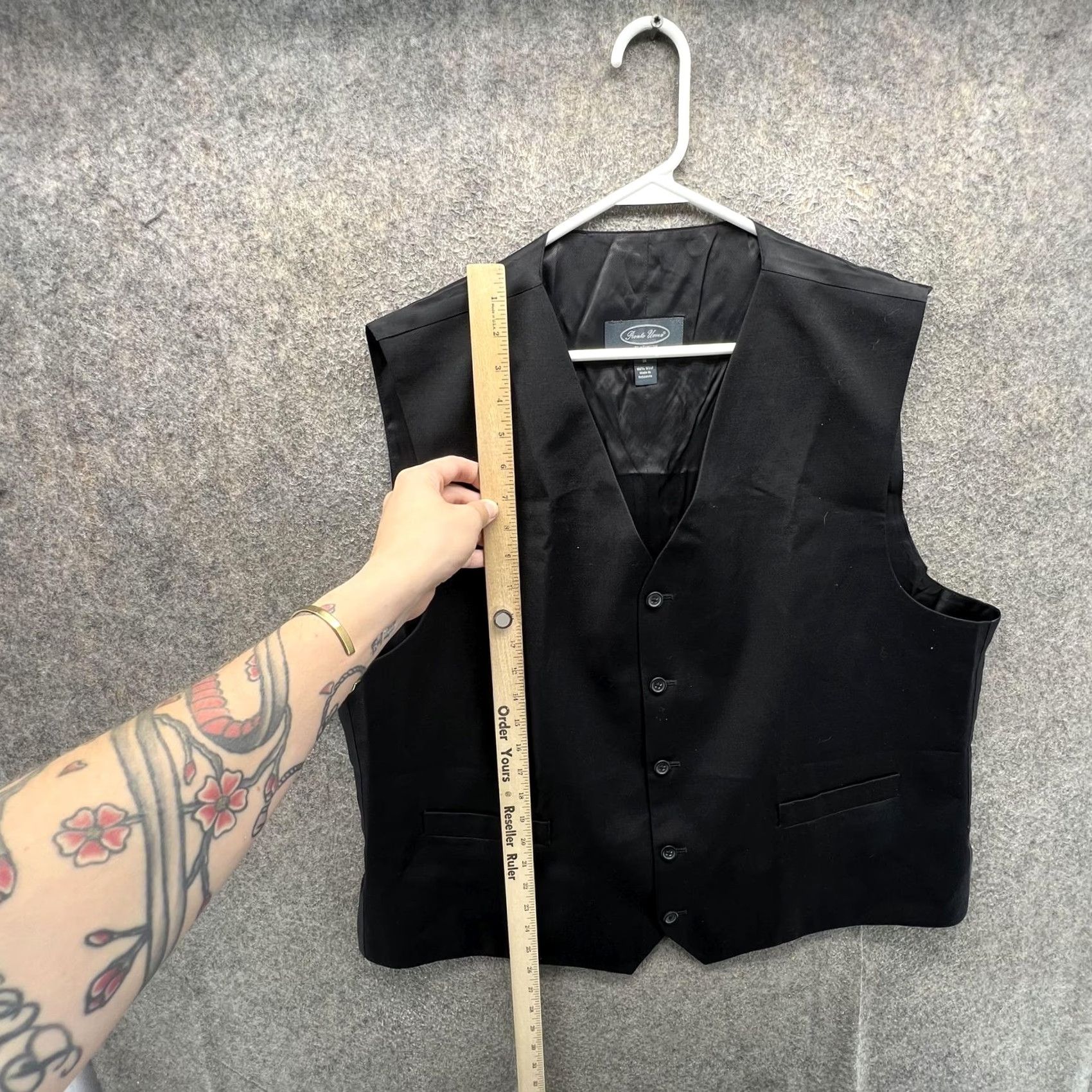 Pronto Uomo Pronto Uomo Vest Mens 3X Black 100% Wool Suit Waistcoat Formal Business Wedding Vest Size US XXL / EU 58 / 5 - 3 Thumbnail