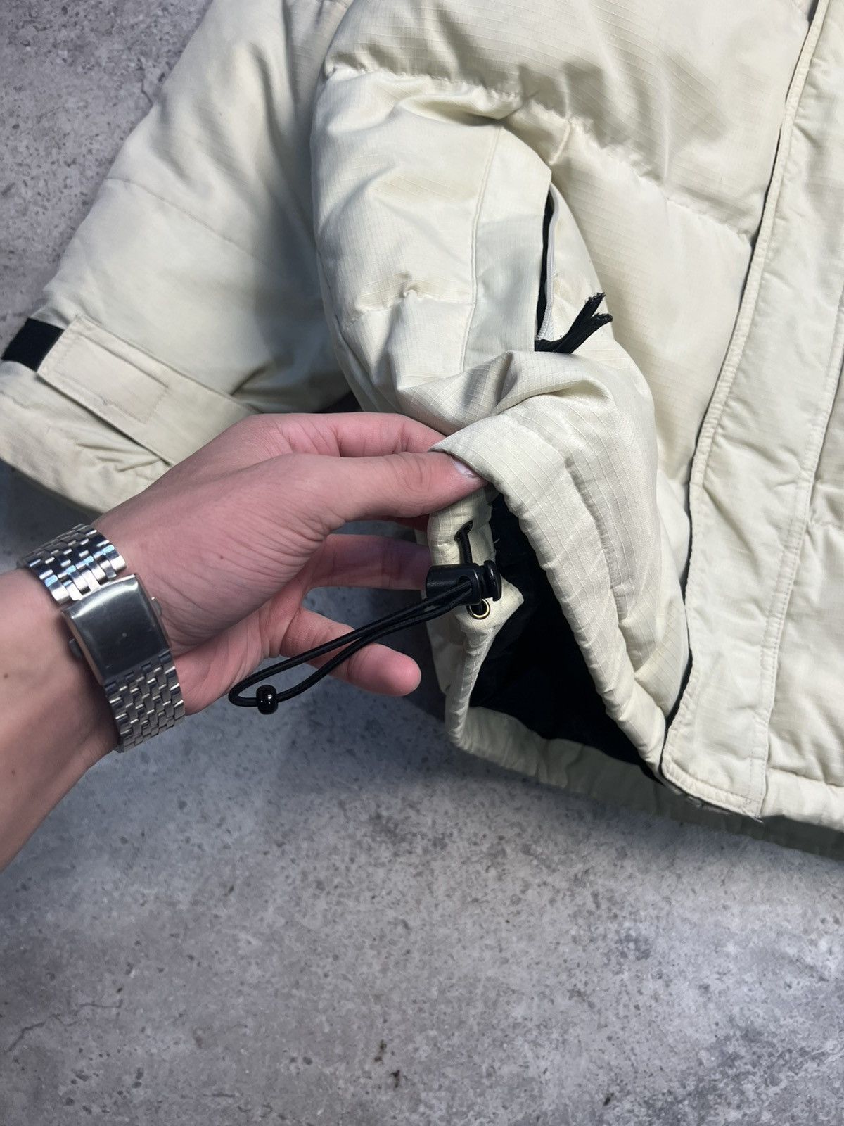 Nike Nike Vintage Puffer Jacket Ivory Travis 90s Swoosh Size US M / EU 48-50 / 2 - 7 Thumbnail