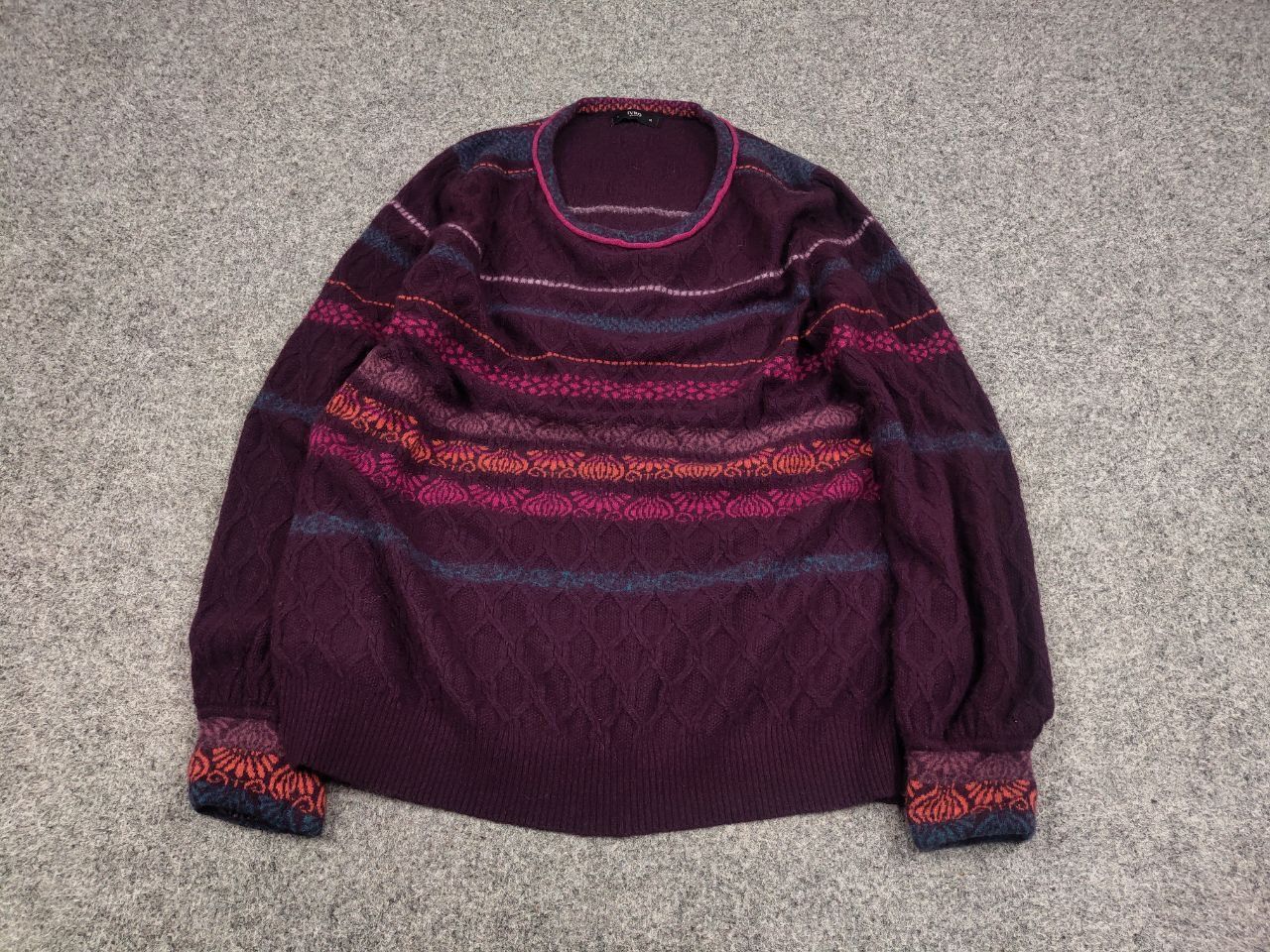 Japanese Brand Ivko Structure pullover pattern Wool blackberry Sweater Size L / US 10 / IT 46 - 2 Thumbnail