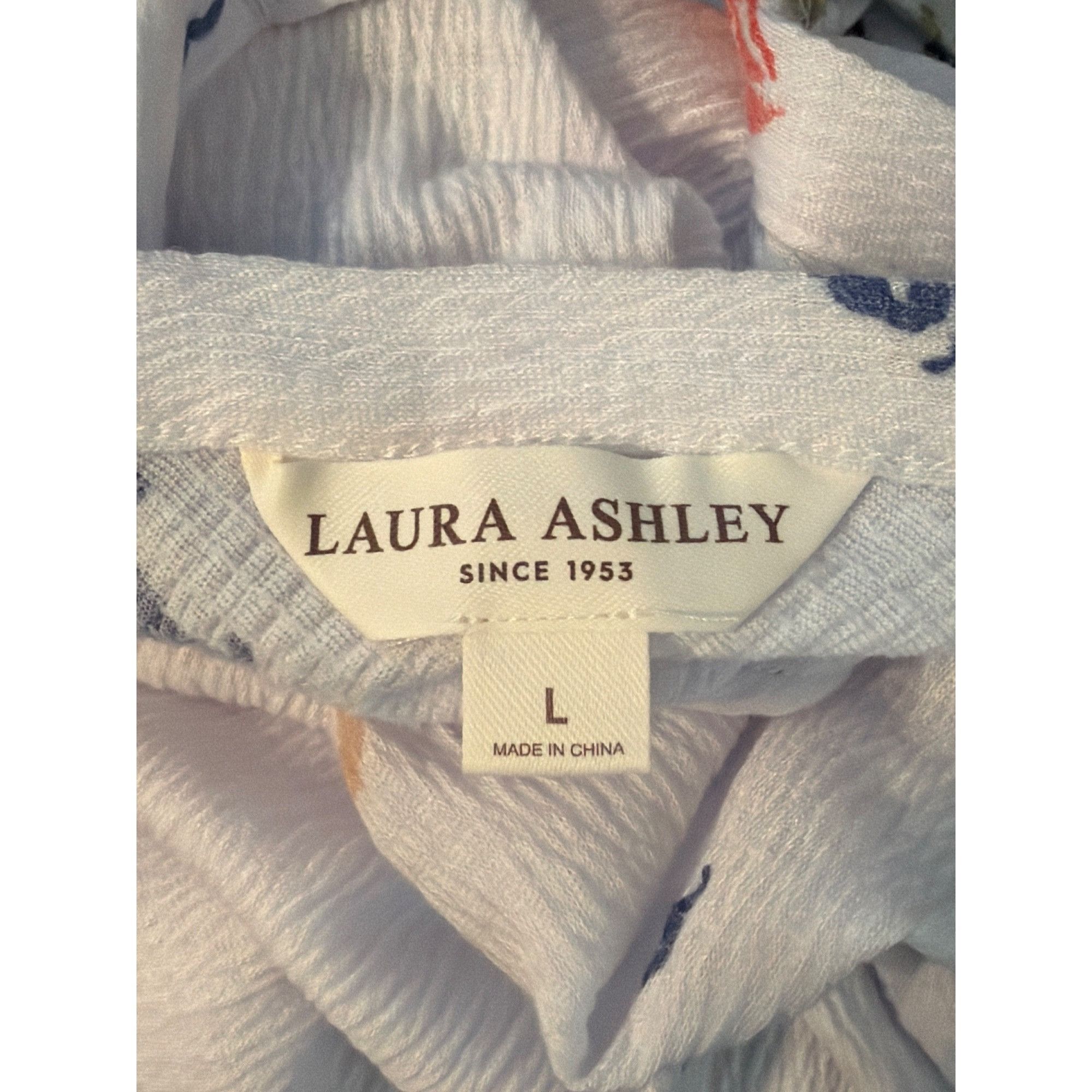 Laura Ashley Laura Ashley White Lobster Crabs Sleeveless Nightgown Sand P Size ONE SIZE - 6 Thumbnail
