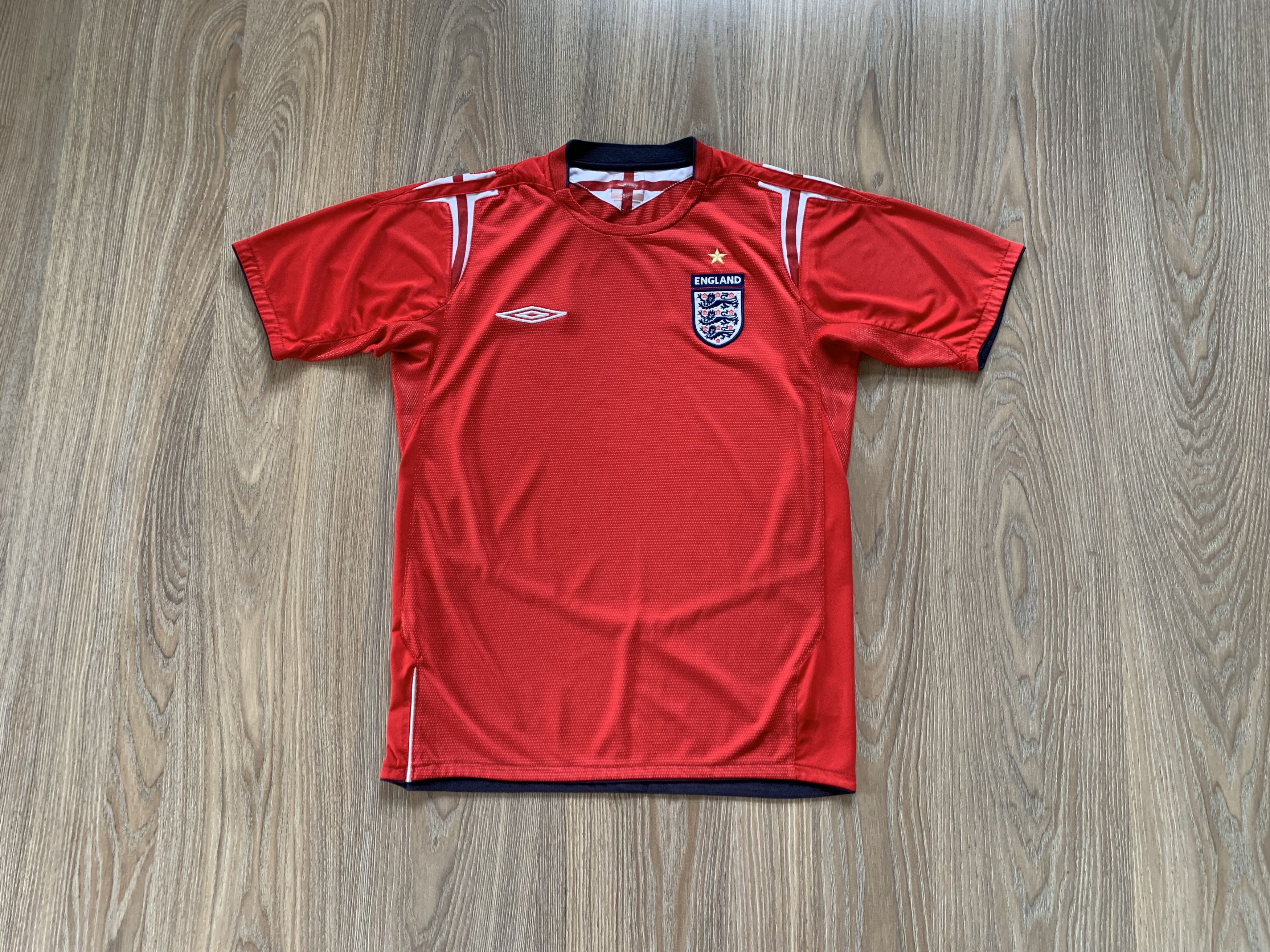 Umbro Vintage Umbro England Away Soccer Jersey 2004-2006 Size US S / EU 44-46 / 1 - 1 Thumbnail