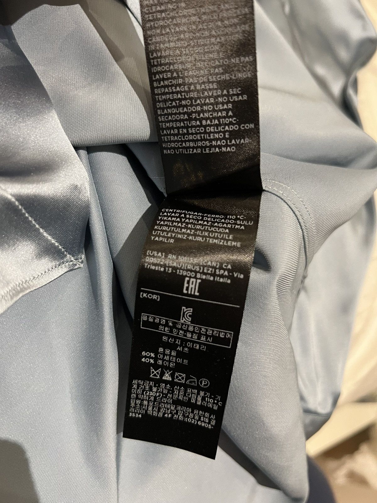 Tom Ford Tom Ford Dress Shirt Blue 15/35 shiny Size US M / EU 48-50 / 2 - 15 Thumbnail