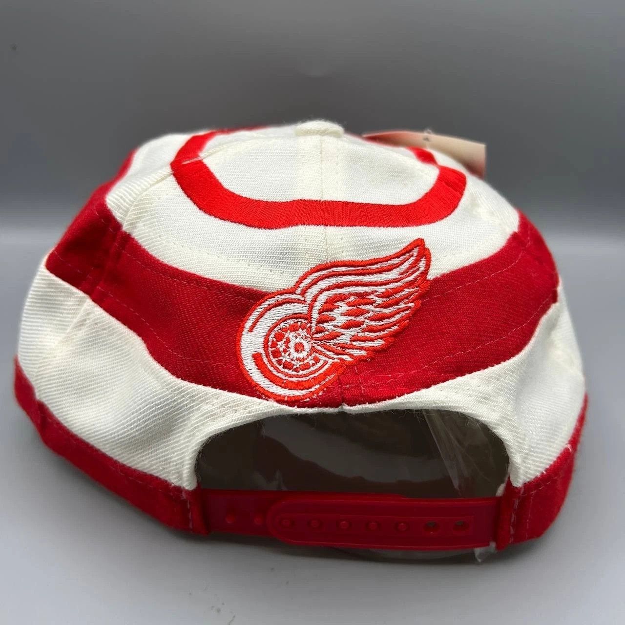 Twins Enterprise Inc. Vintage Detroit Red Wings Hat Men White NHL Snap Back Cap Size ONE SIZE - 5 Thumbnail