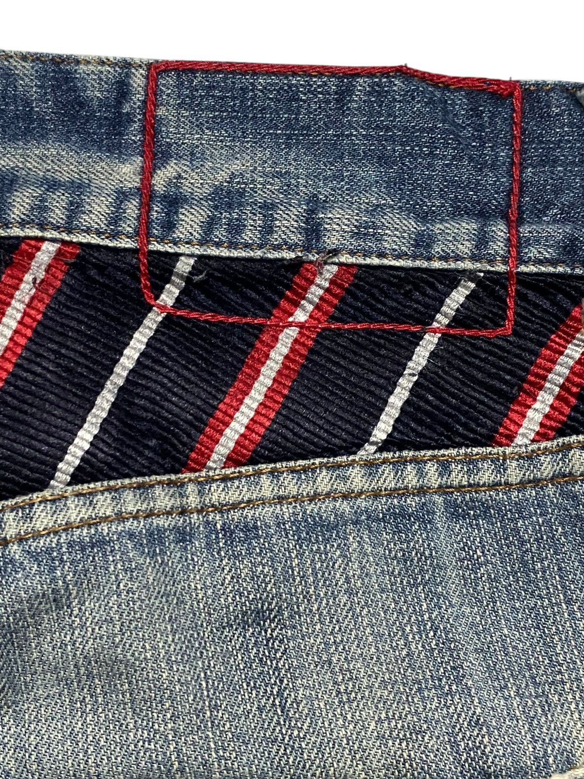 Tommy Hilfiger Vintage Tommy Hilfiger Denim Tears Distressed Loose Jeans Size US 36 / EU 52 - 11 Thumbnail