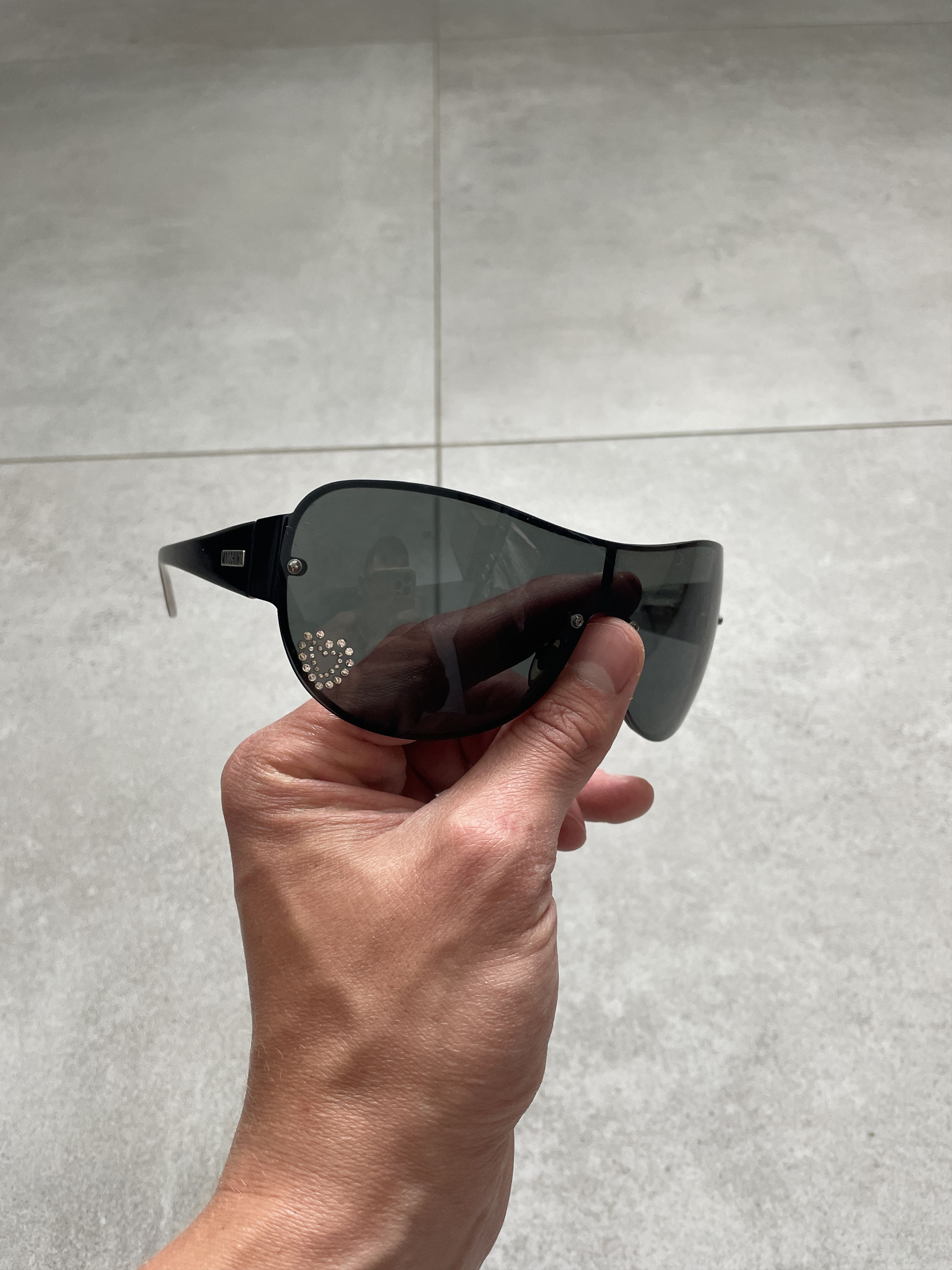Love Moschino × Moschino × Vintage Y2K LOVE MOSCHINO HEART SUNGLASSES Size ONE SIZE - 8 Thumbnail