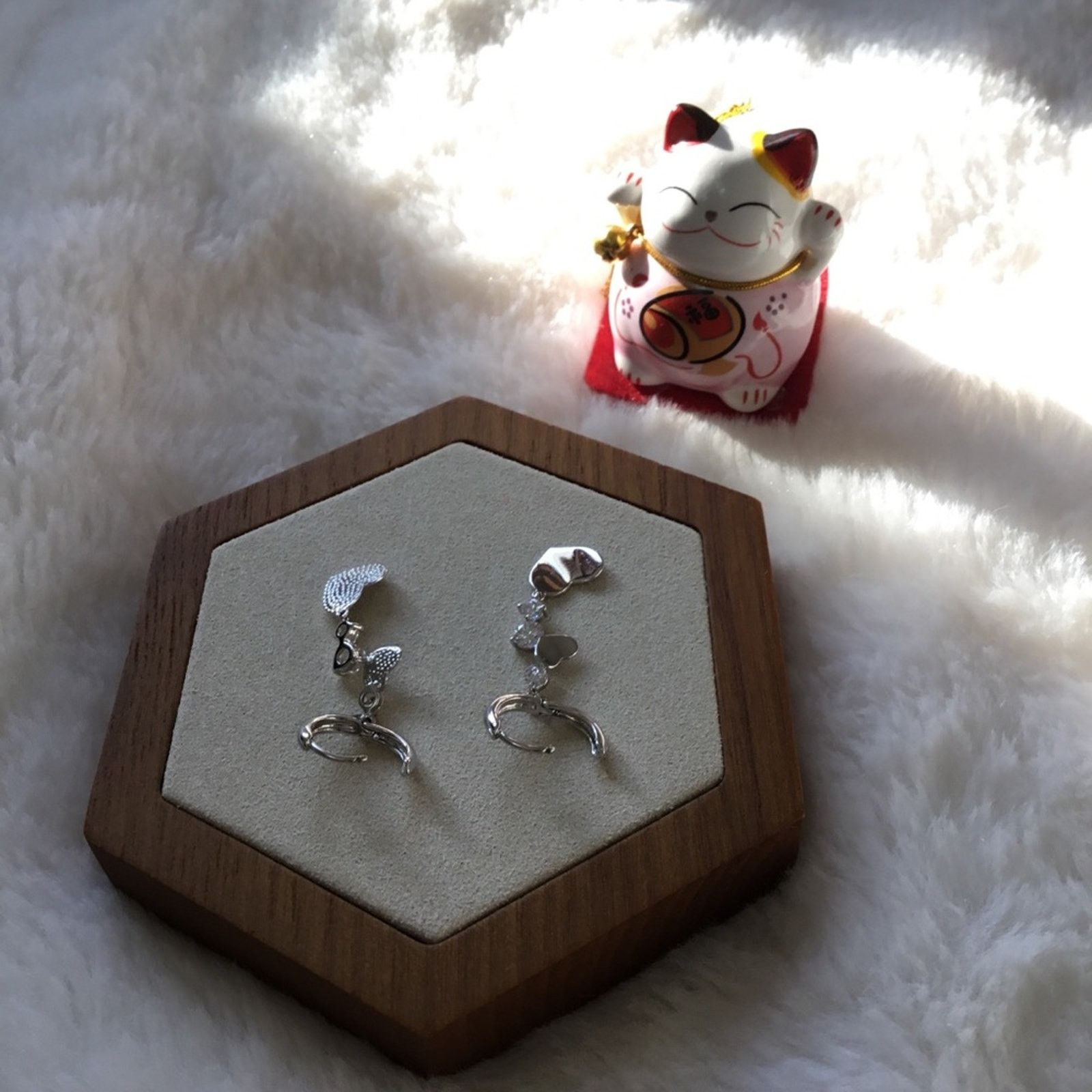 Other Charm Heart with Crystals Huggie Earrings Size ONE SIZE - 8 Thumbnail