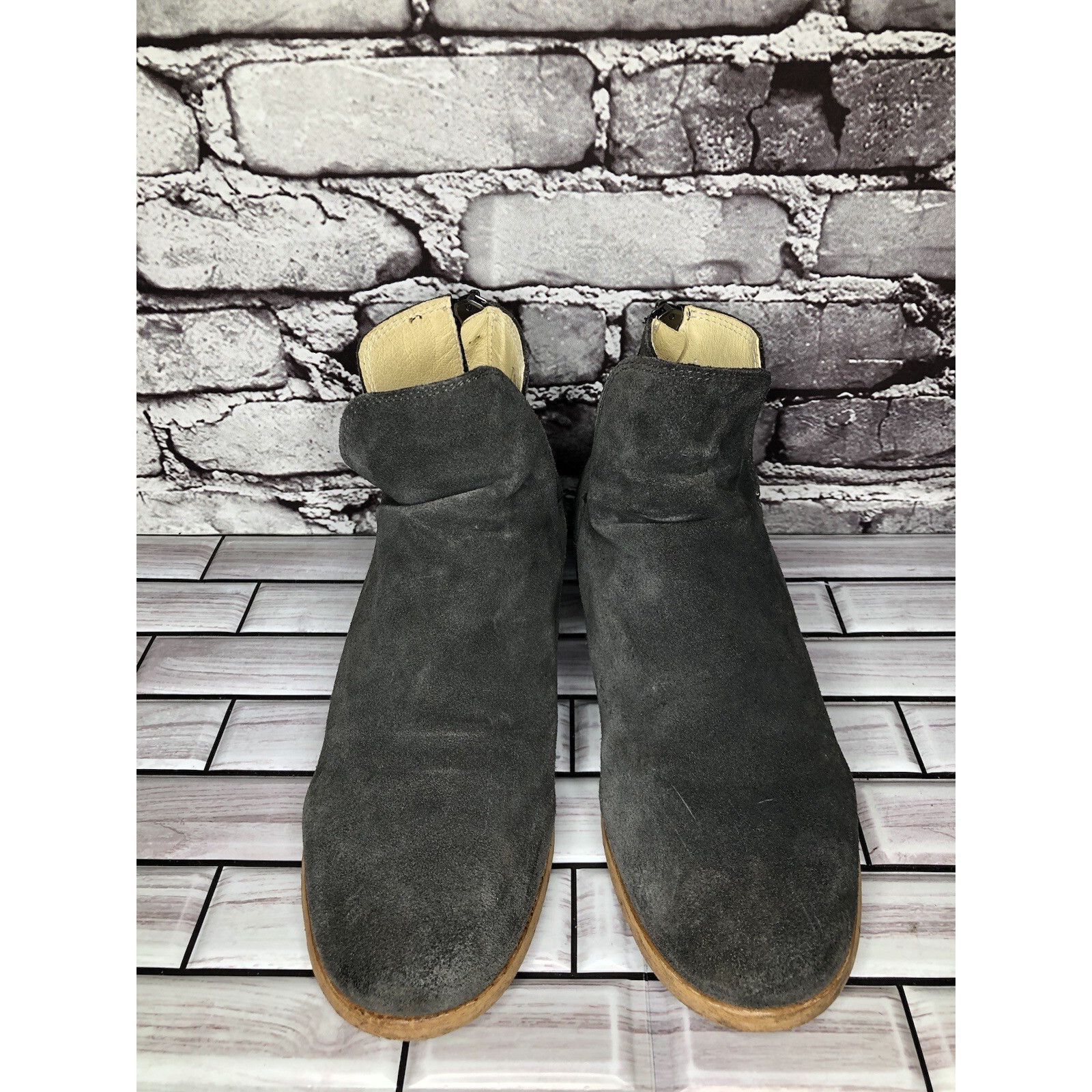 Shoe The Bear Shoe The Bear Dark Grey Suede Casual Back Zip Heel Boots Wom Size US 10.5 / IT 40.5 - 18 Thumbnail