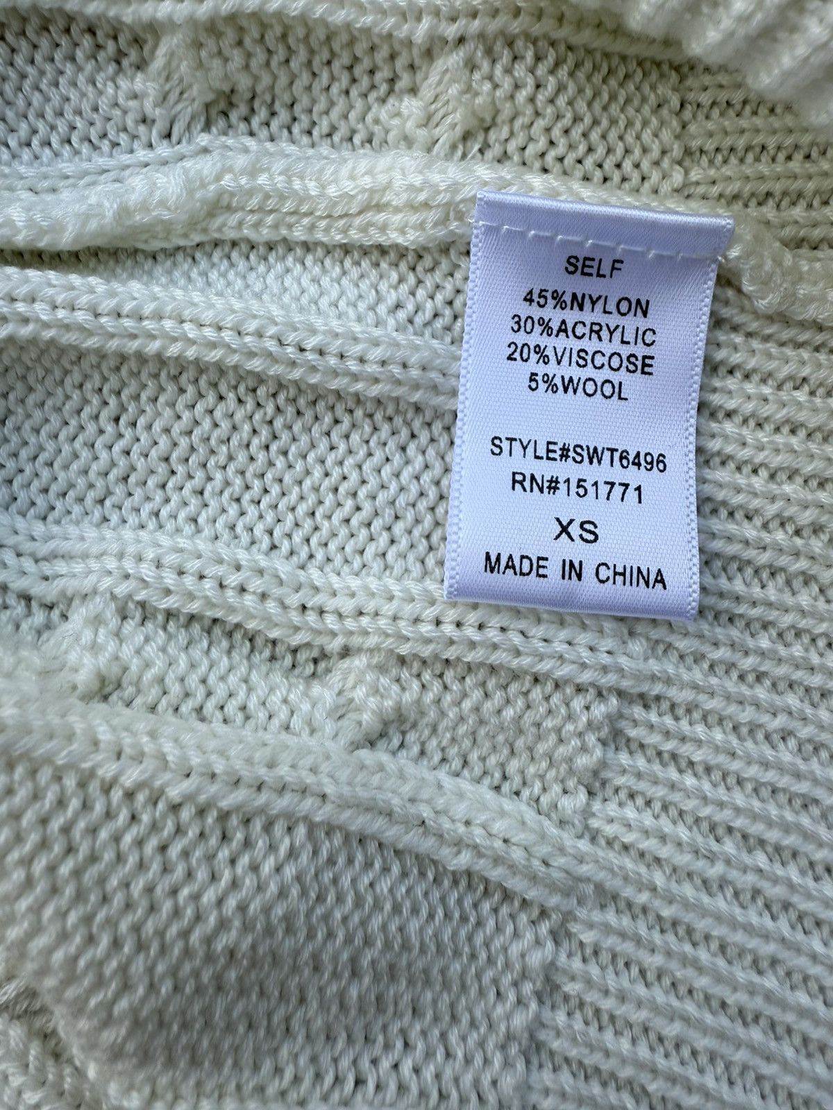 Other Altar’d State Sleeveless Cable Knit Sweater Vest Top Cream Size XS / US 0-2 / IT 36-38 - 7 Thumbnail