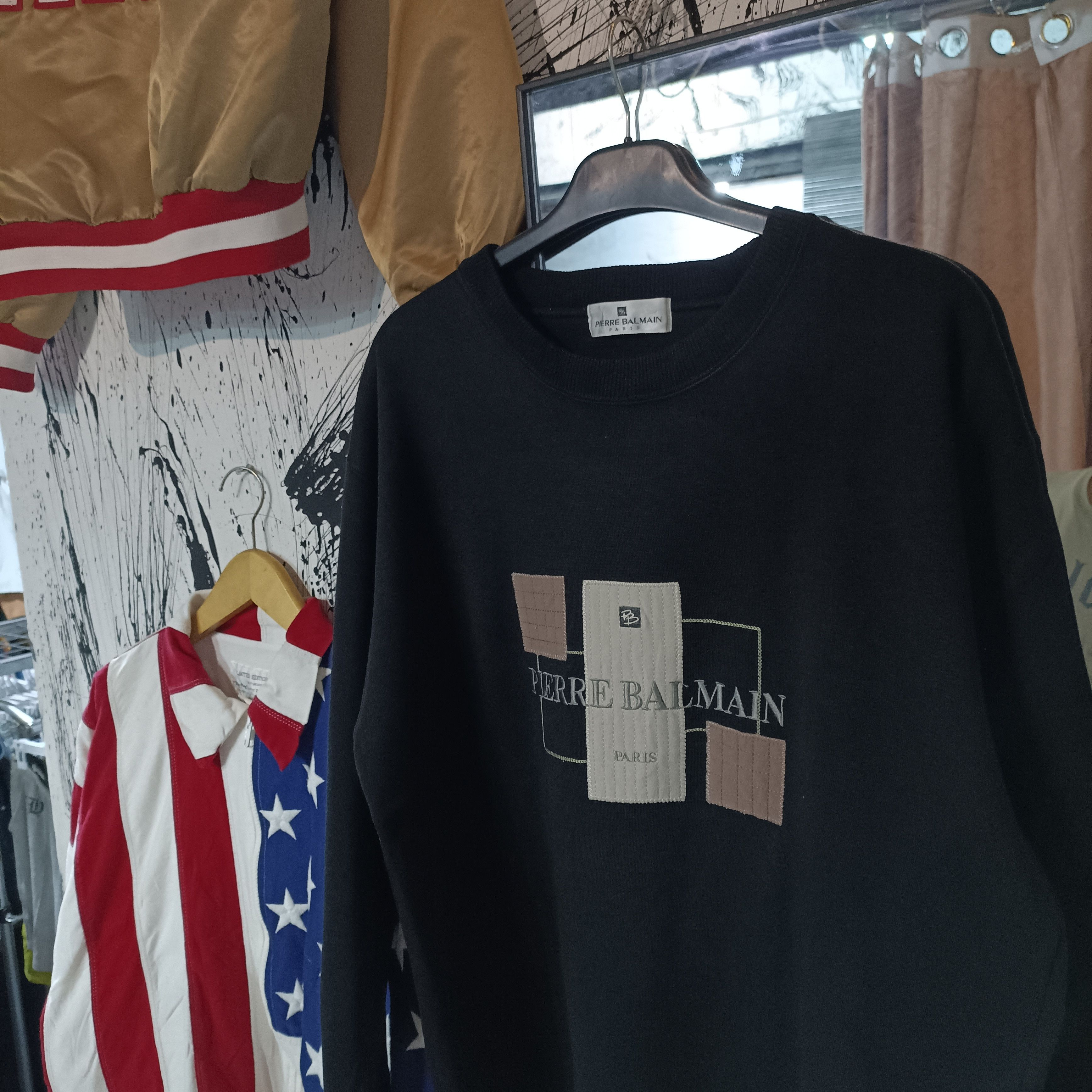 Pierre Balmain Pierre Balmain Paris Vintage Sweatshirt Size US L / EU 52-54 / 3 - 4 Thumbnail