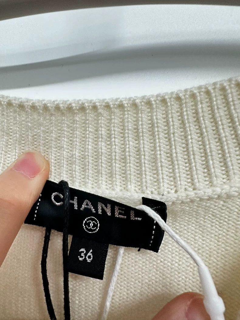 Chanel Chanel Short sleeves Size XS / US 0-2 / IT 36-38 - 5 Thumbnail