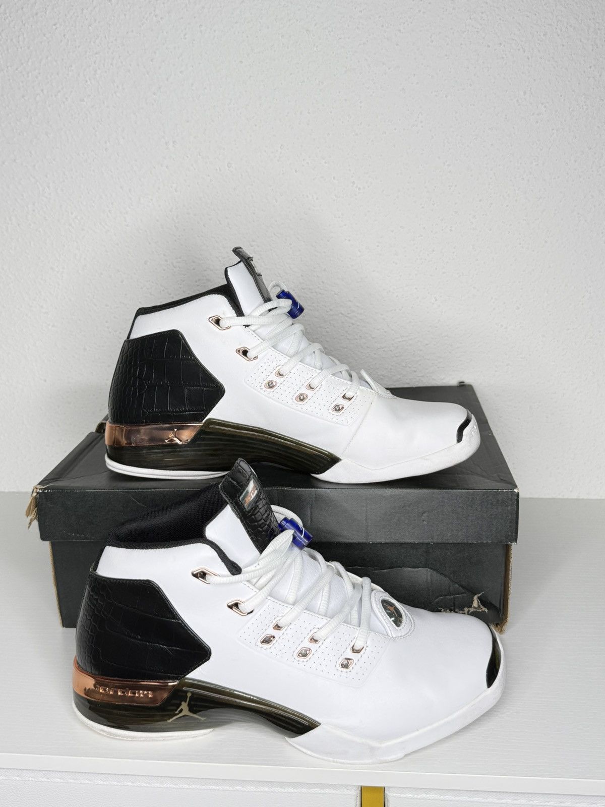 Nike Jordan 17 Retro Cooper 2016 Size US 9.5 / EU 42-43 - 8 Thumbnail