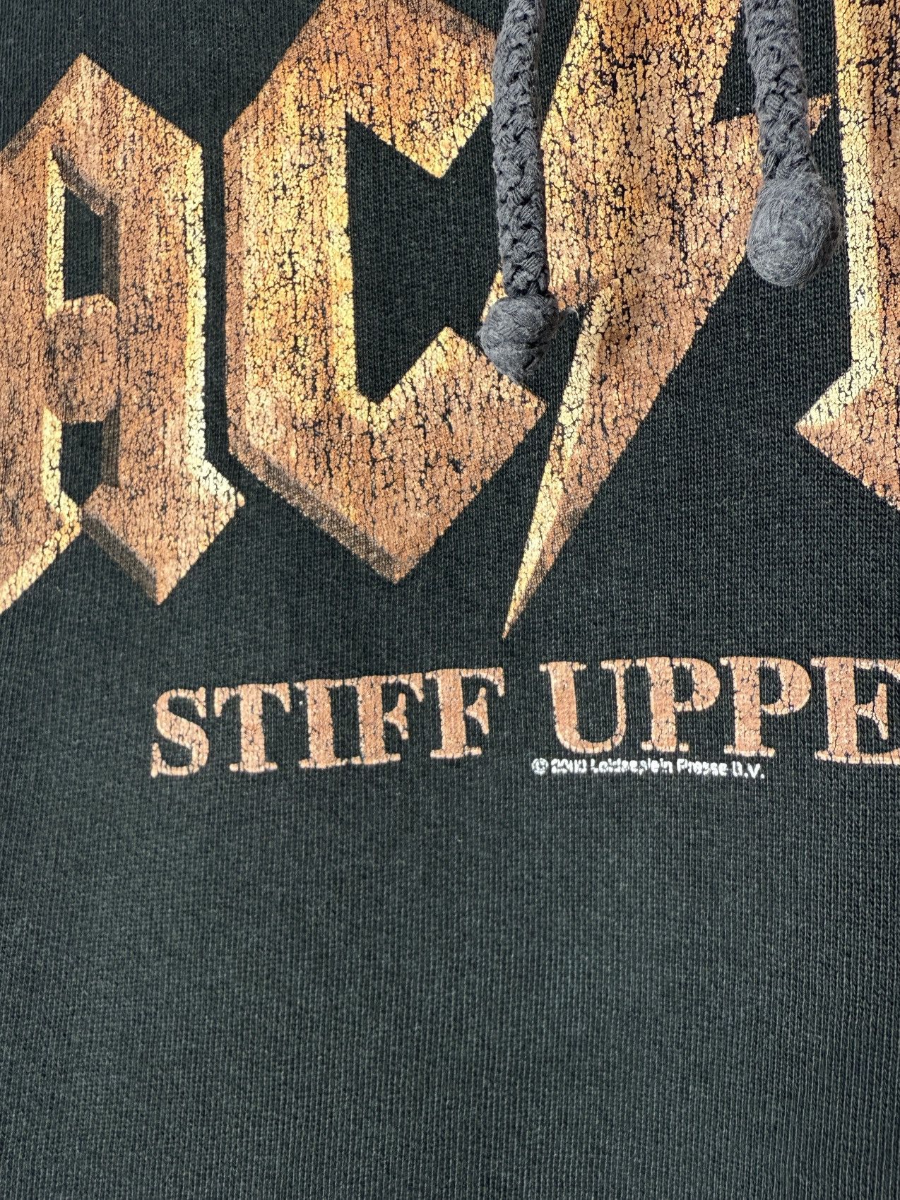 Band Tees 2000 Vintage Distressed AC/DC Stiff Upper Lip Boxy Hoodie Size US M / EU 48-50 / 2 - 5 Thumbnail