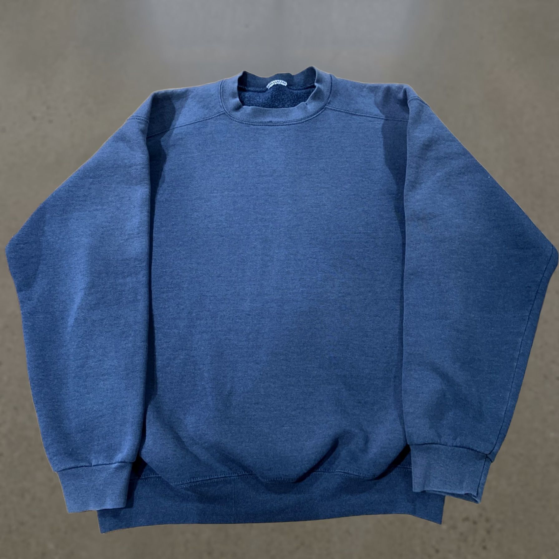 Hanes VINTAGE Hanes Sweatshirt Crew Neck Sweater XL Men Blue 90s Pullover Size US XL / EU 56 / 4 - 1 Thumbnail