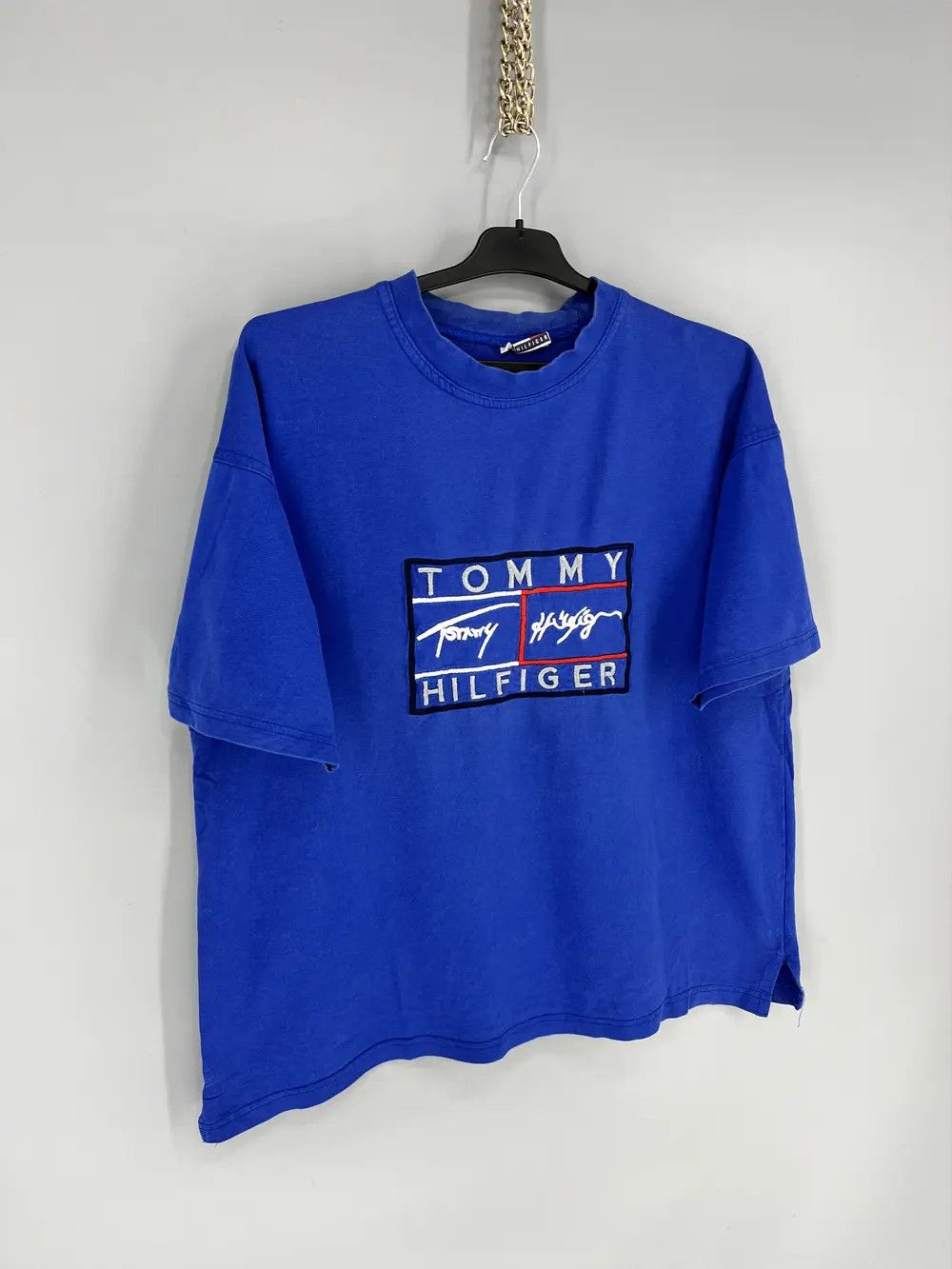 Tommy Hilfiger Vintage 90’s Tommy Hilfiger Big Flag Logo T-shirt Size US M / EU 48-50 / 2 - 2 Thumbnail