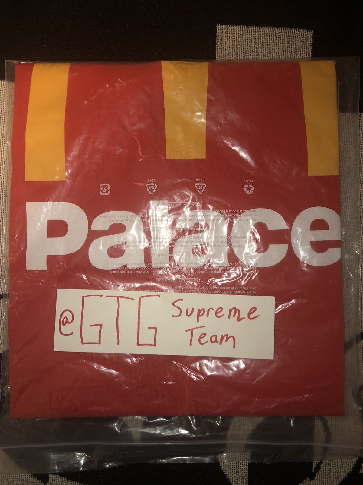 Palace Palace x McDonald’s Tee Black Size US XL / EU 56 / 4 - 2 Thumbnail