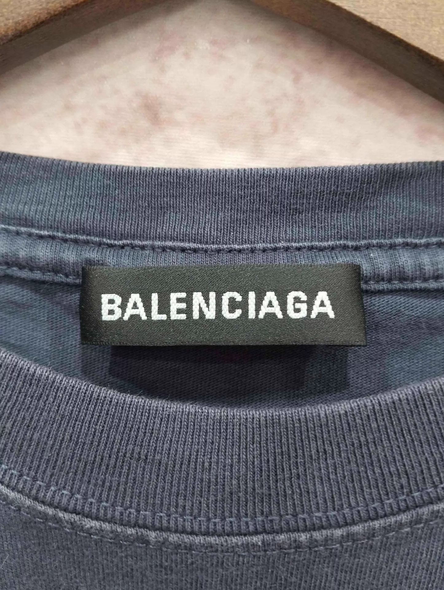 Balenciaga Balenciaga Coke Short Sleeve T-shirt XXS Size US XXS / EU 40 - 2 Thumbnail