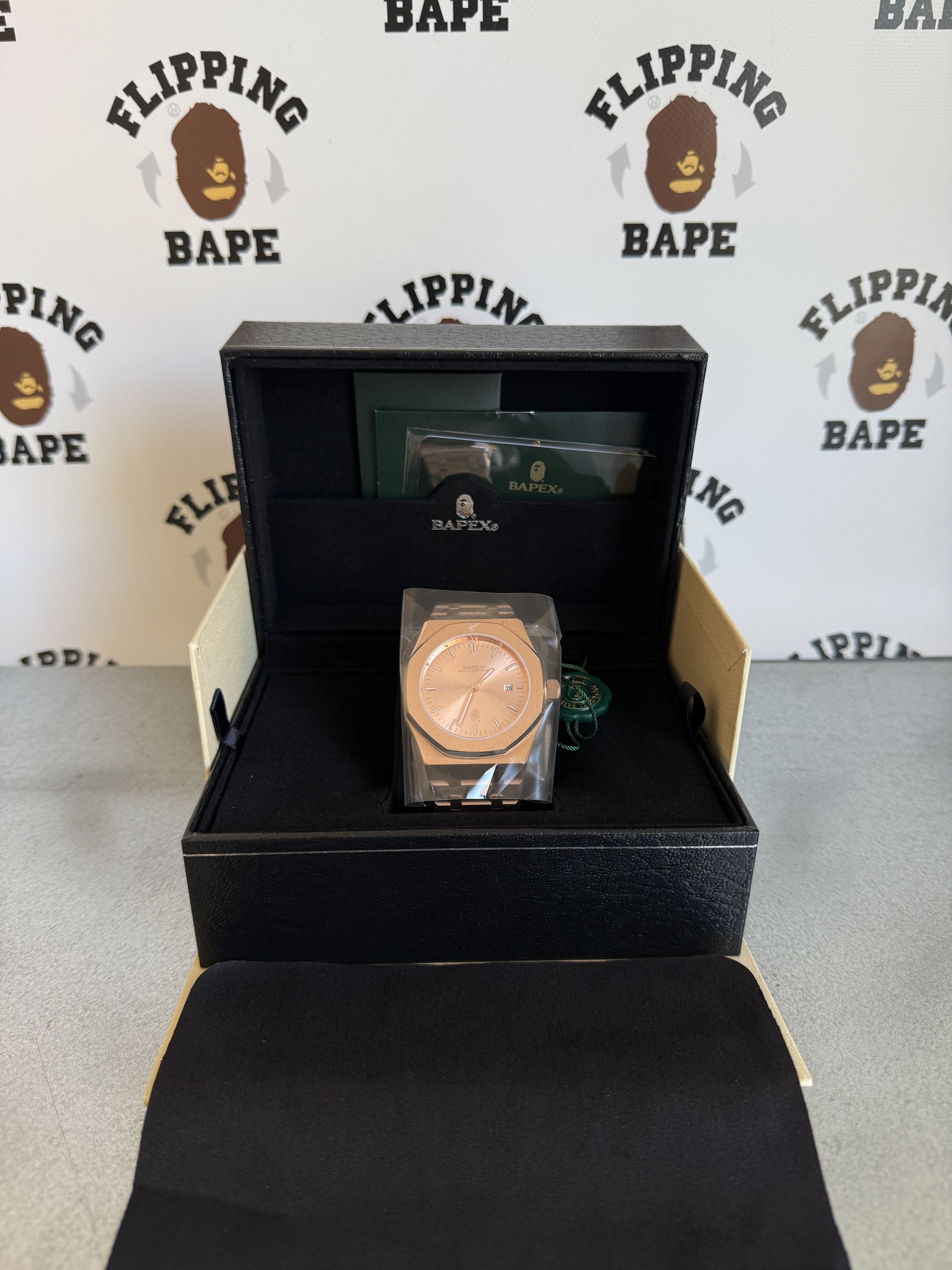 Bape BAPE TYPE 9 BAPEX #1 (2025) Size ONE SIZE - 20 Thumbnail