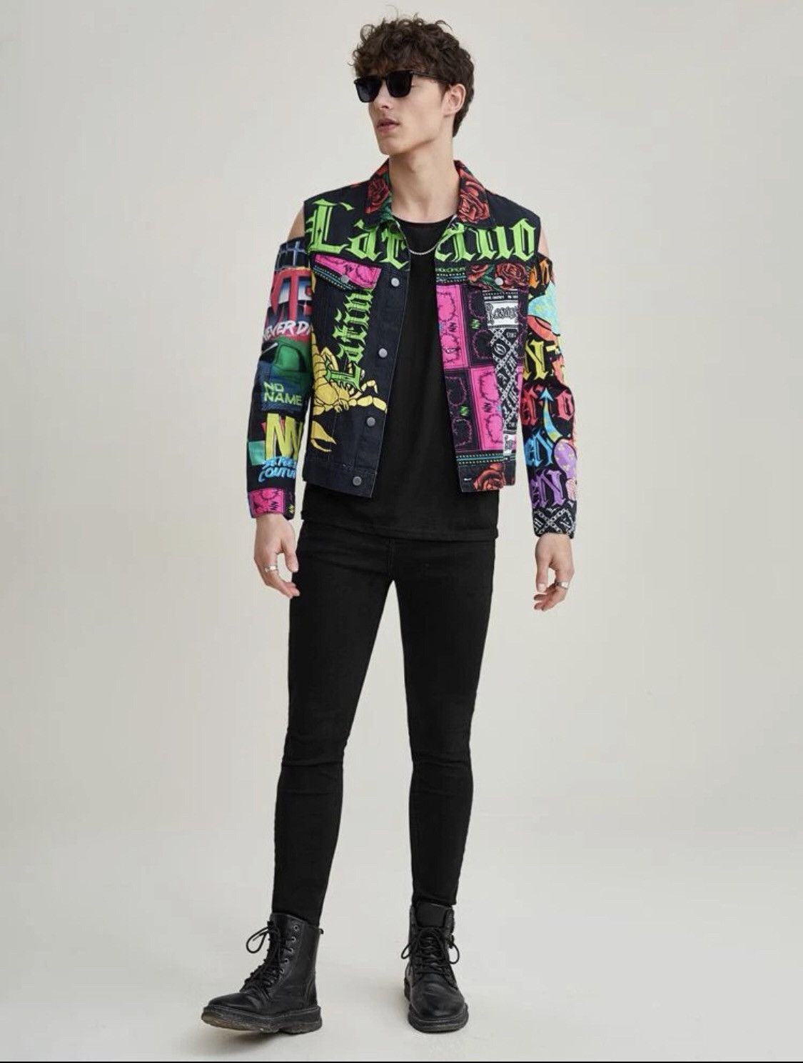 Floral & Letter Graphic Cold Shoulder Denim Jacket
