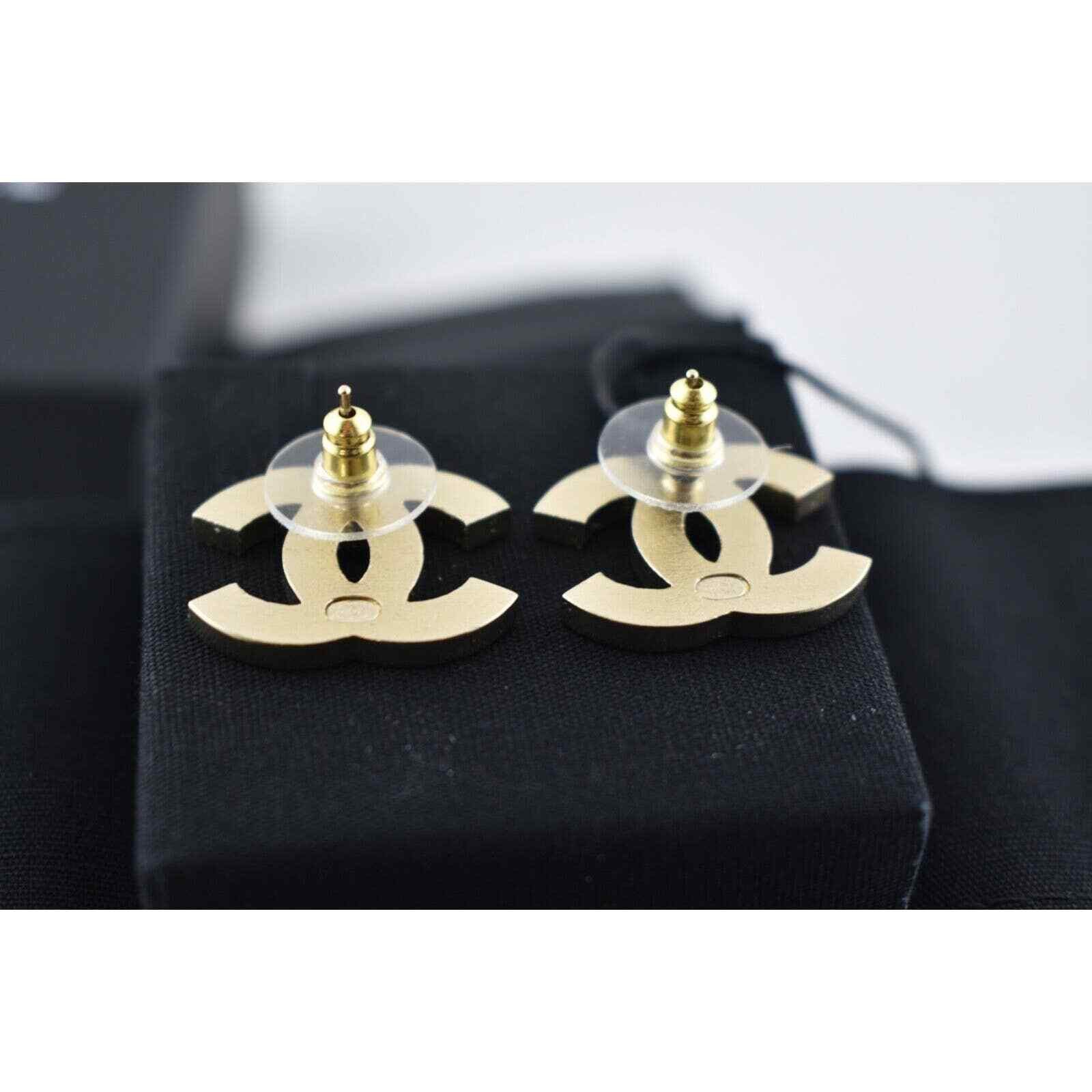 Chanel Chanel Gold Beige Crystal Dangle Statement Stud Earrings Size ONE SIZE - 11 Thumbnail