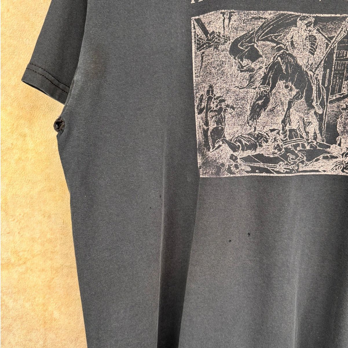 Vintage VTG 90s Hands of Doom T Shirt Mens Sz L Navy Blue Fade Size US L / EU 52-54 / 3 - 7 Thumbnail