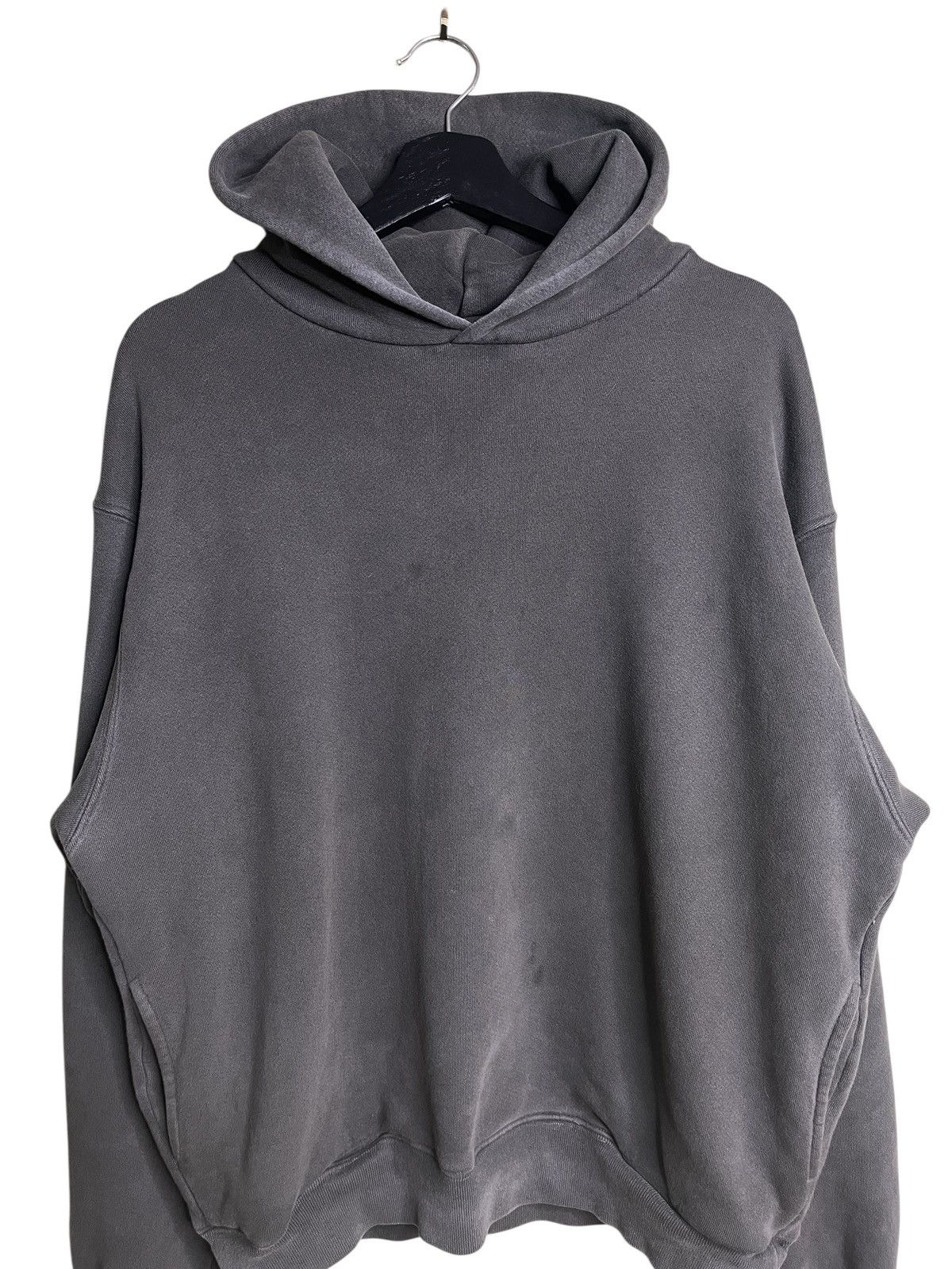 Yeezy Yeezy Season 6 Core Grey Hoodie Made in USA Size US S / EU 44-46 / 1 - 3 Thumbnail