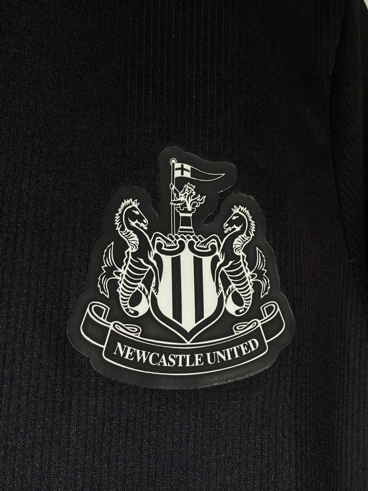 Other Castore Newcastle United Pre Match Football Shirt Size US S / EU 44-46 / 1 - 4 Thumbnail
