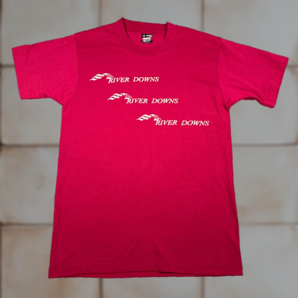 Fruit Of The Loom VINTAGE River Downs Shirt Adult MEDIUM Red USA 90s Nike? Size US M / EU 48-50 / 2 - 1 Thumbnail