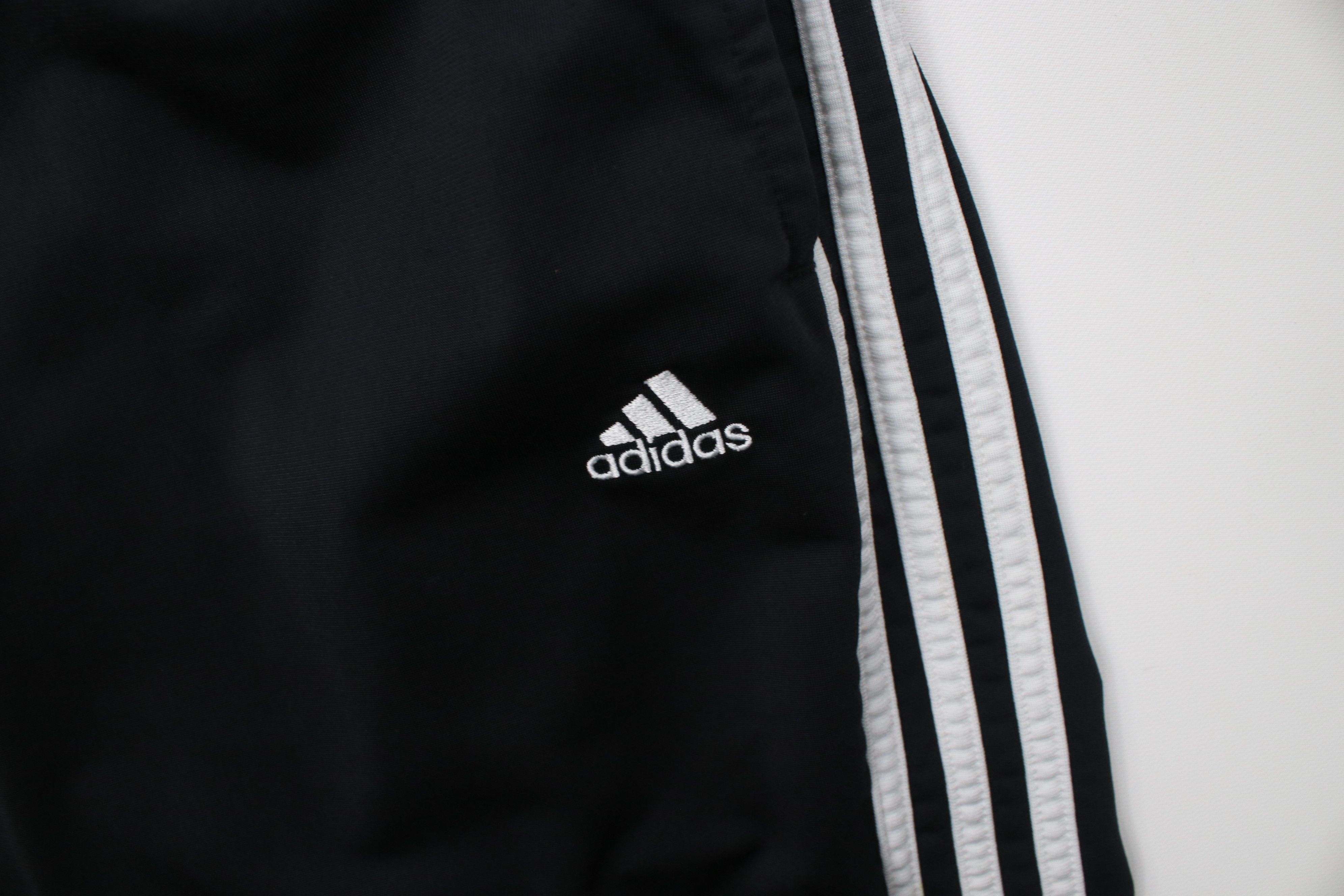 Adidas Vintage Y2K 2005 Adidas Wide Leg Sweatpants Pants Black Size US 34 / EU 50 - 5 Thumbnail