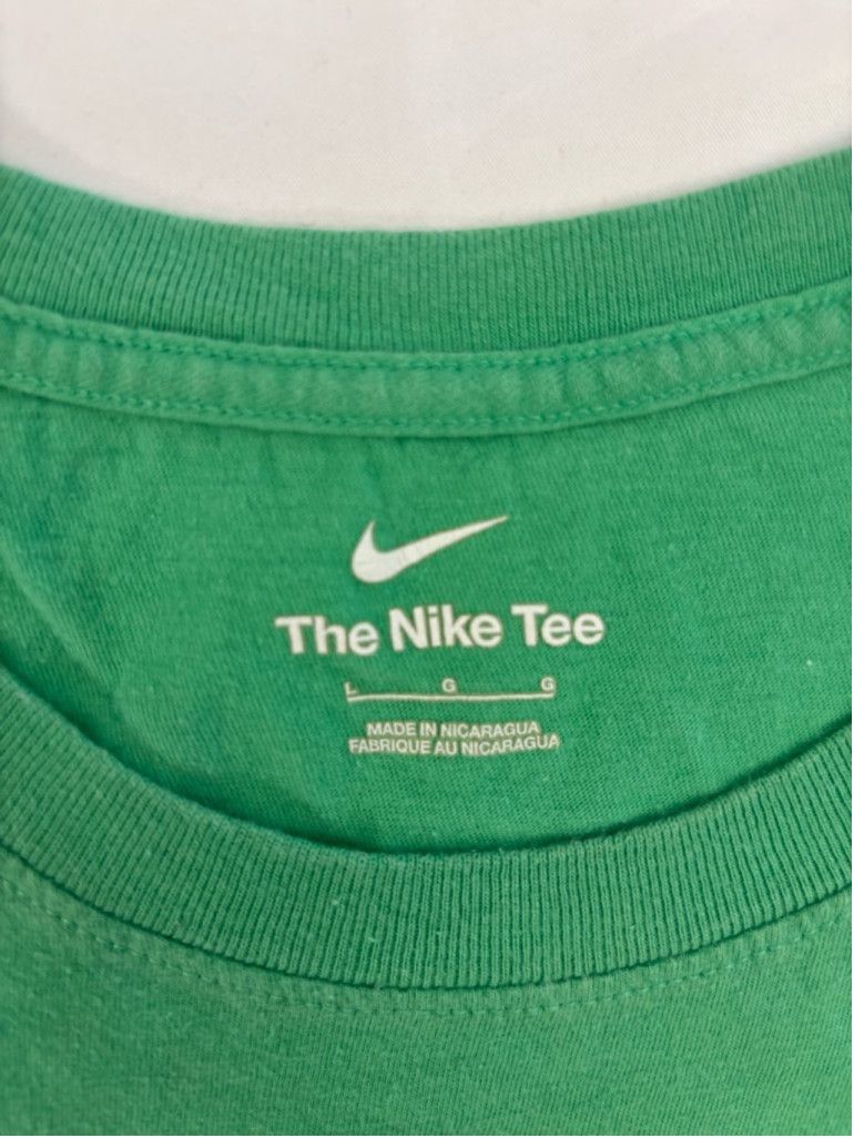 Nike Men's Nike Green Graphic T-Shirt Size L Size US L / EU 52-54 / 3 - 7 Thumbnail