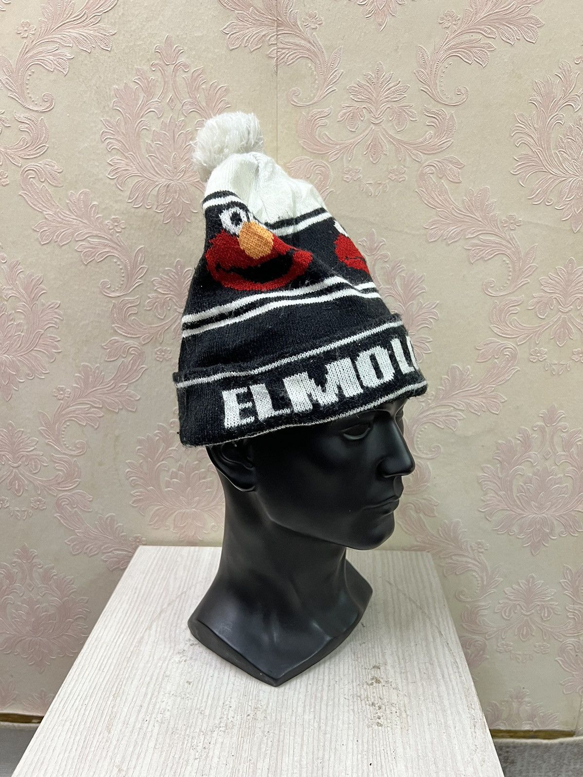 Cartoon Network Sesame Street Cartoon Beanie Hats Size ONE SIZE - 4 Thumbnail
