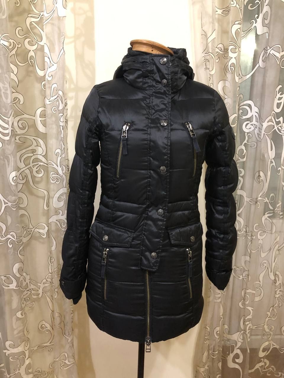 True Religion Vintage True Religion Y2K Crop Down Jacket Size XS / US 0-2 / IT 36-38 - 1 Thumbnail