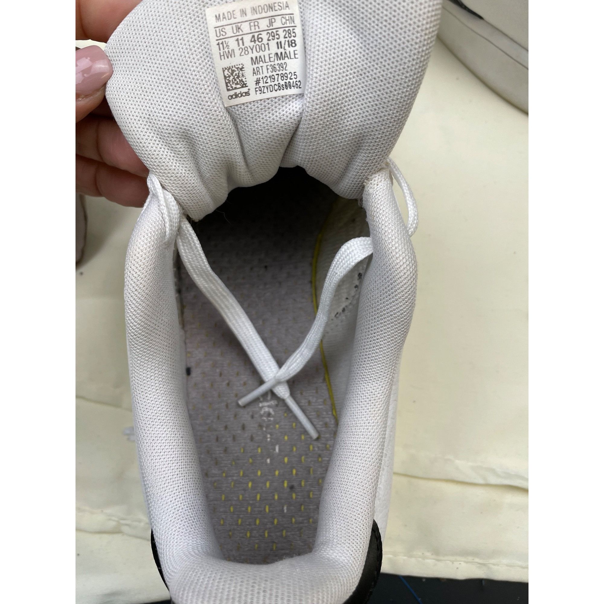 Adidas Adidas Mens White Black Sneakers Shoes SIze 11.5 SKU 6821 Size US 11.5 / EU 44-45 - 7 Thumbnail