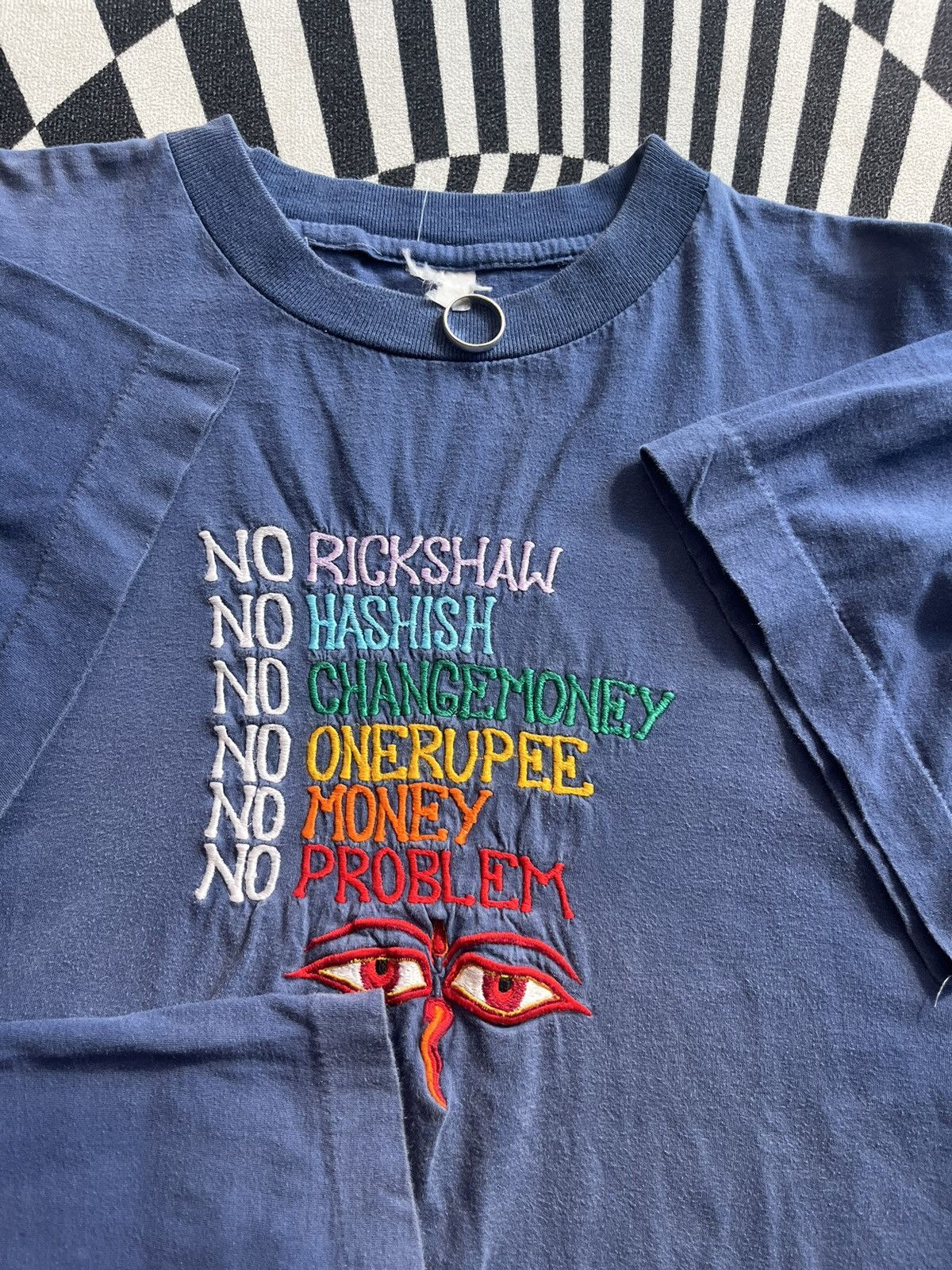 Arts & Science Vintage Souvenir Hippie/Boho Style 90’s Tshirt Size US XL / EU 56 / 4 - 6 Thumbnail