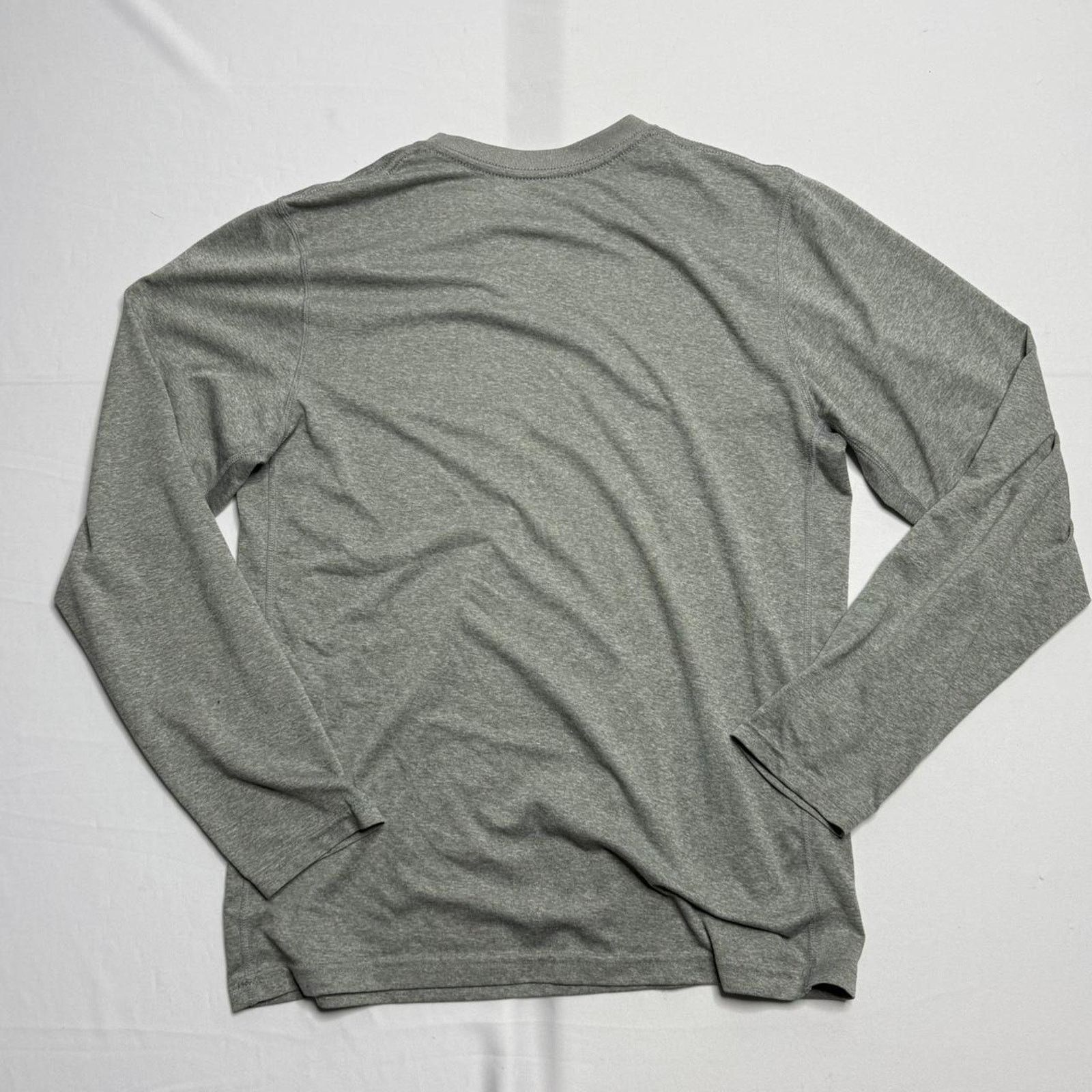 Nike Nike Dri-Fit Grey Long Sleeve Top Activewear Size Small Size US S / EU 44-46 / 1 - 2 Thumbnail