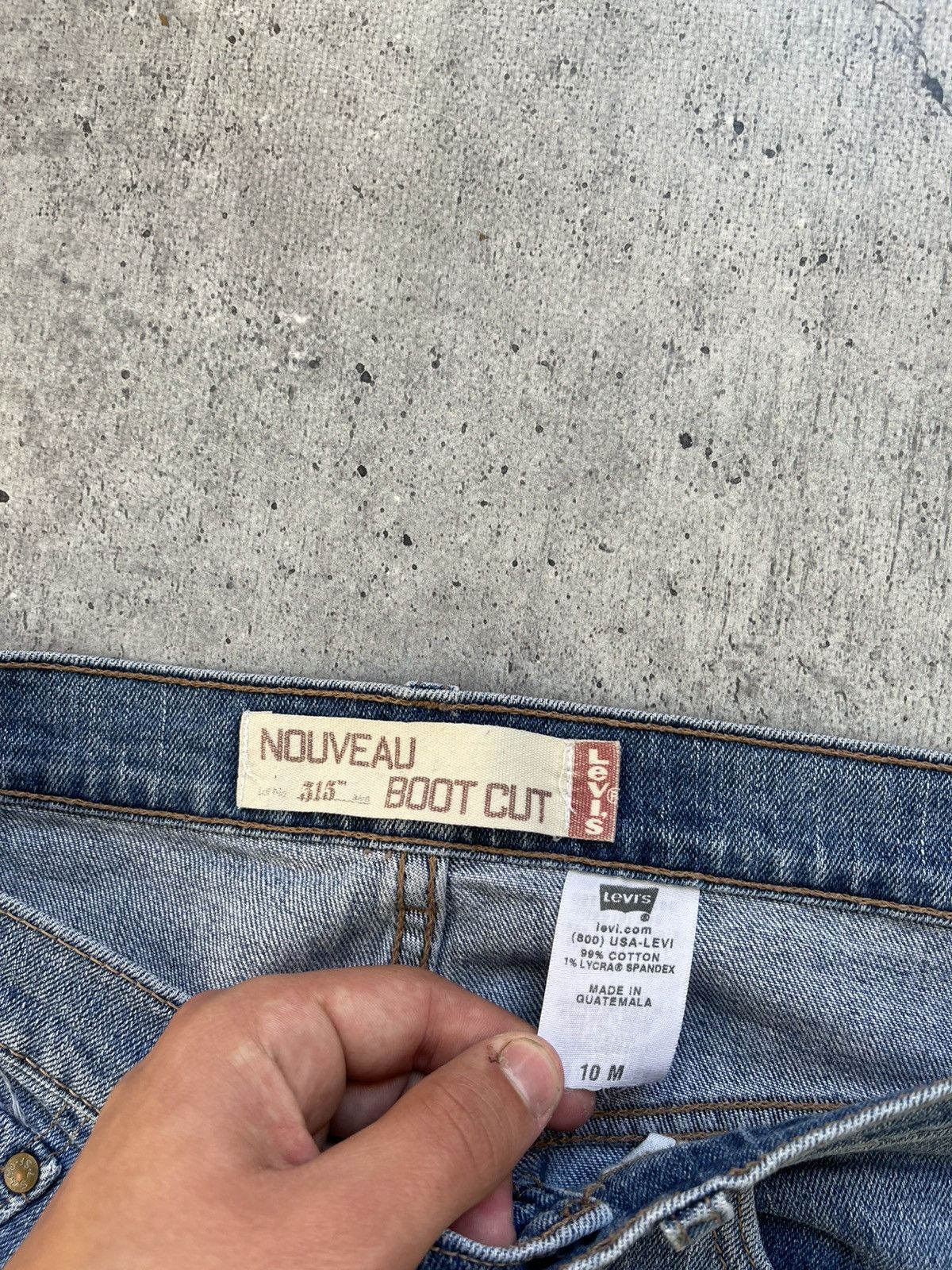 Levi's × Vintage Vintage Levis 515 Flared Bootcut Jeans Size US 32 / EU 48 - 7 Thumbnail