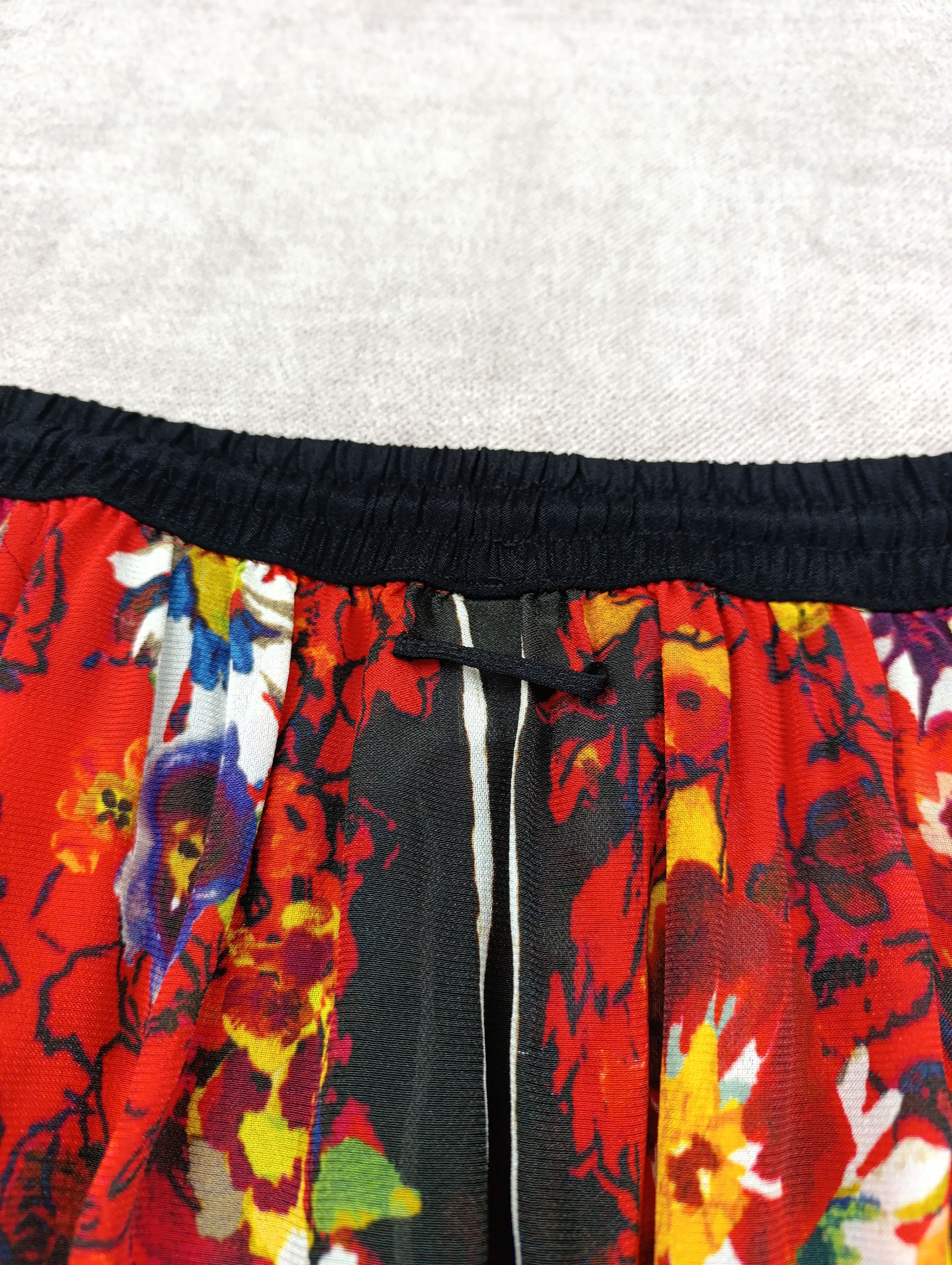 Jean Paul Gaultier Jean Paul Gaultier Femme vintage rayon/silk flora mini skirt Size 28" / US 6 / IT 42 - 16 Thumbnail
