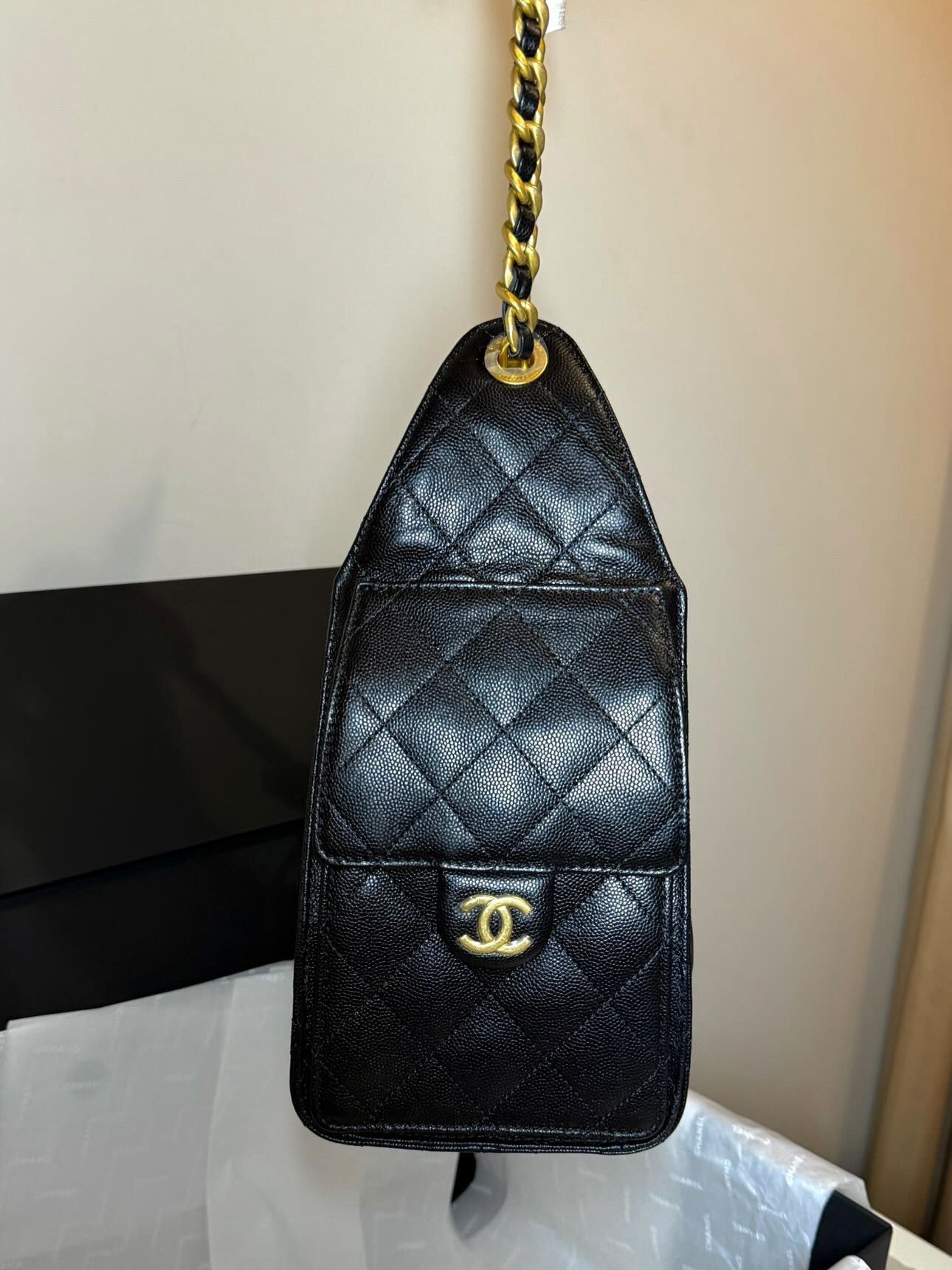 Chanel Chanel 25 Small Handbag Size ONE SIZE - 4 Thumbnail