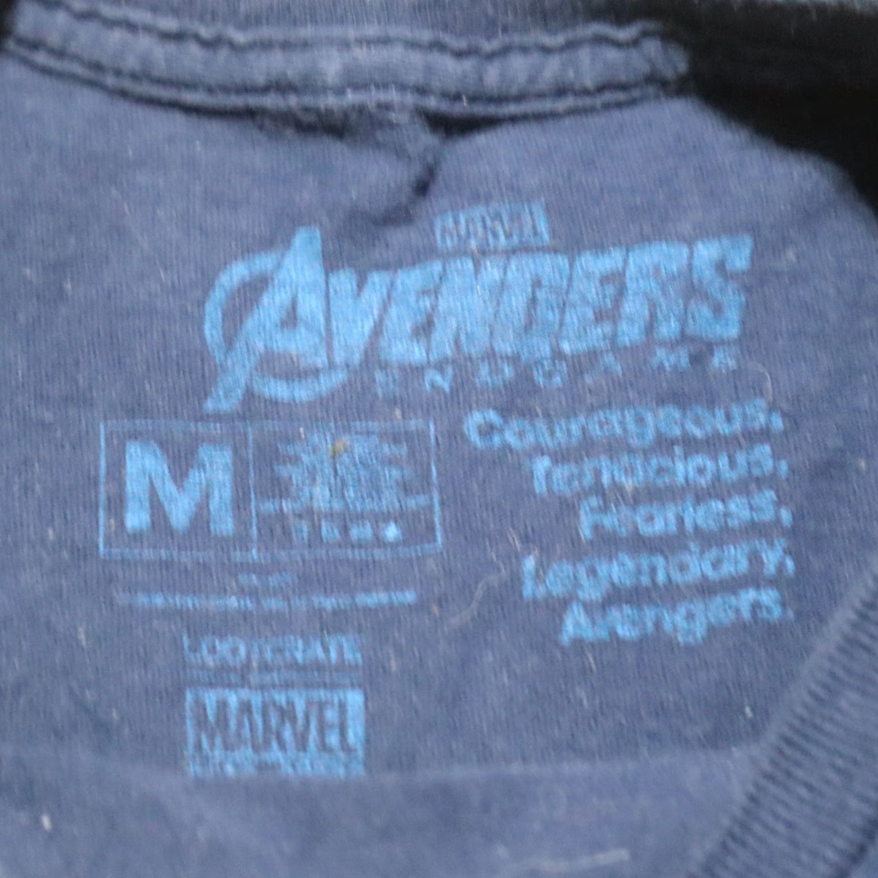 Vintage VINTAGE MARVEL AVENGERS Shirt Men M Blue Logo Endgame 90s Boys? Size US M / EU 48-50 / 2 - 3 Thumbnail