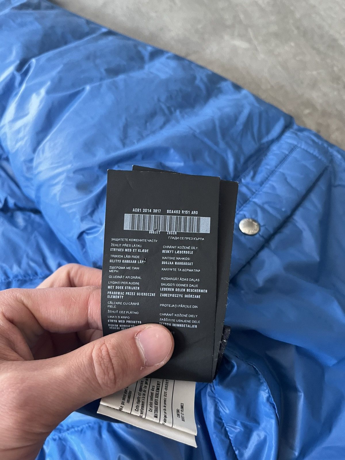 Prada Prada blue light puffer jacket logo rare Size US M / EU 48-50 / 2 - 24 Thumbnail