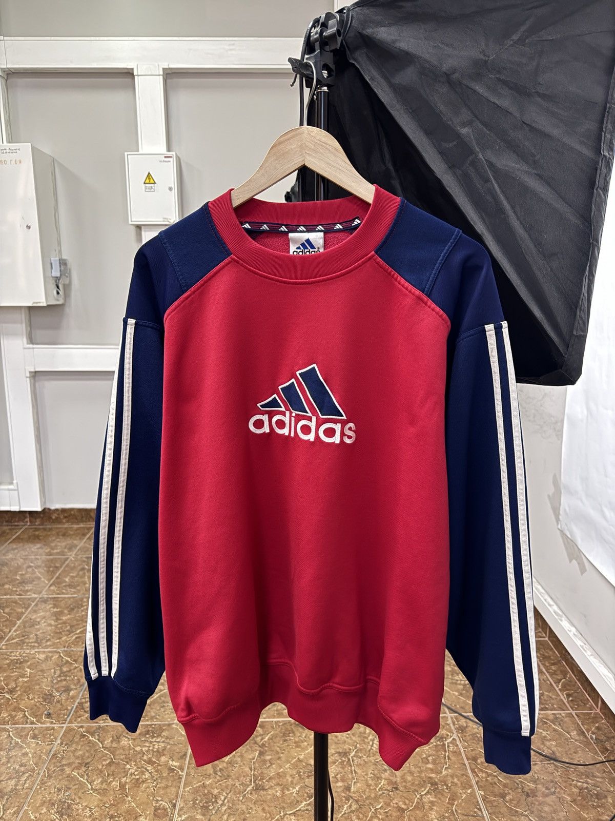 Adidas 🇩🇪 Vintage 80s Adidas Retro Sweatshirt Rare Y2K Bundeswehr Size US M / EU 48-50 / 2 - 1 Thumbnail