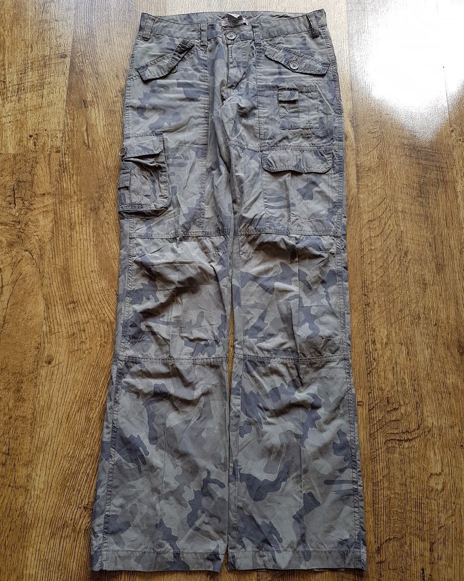 Hysteric Glamour Skinny Boot Cut Flared Camo Cargo Pants Size US 26 / EU 42 - 2 Thumbnail