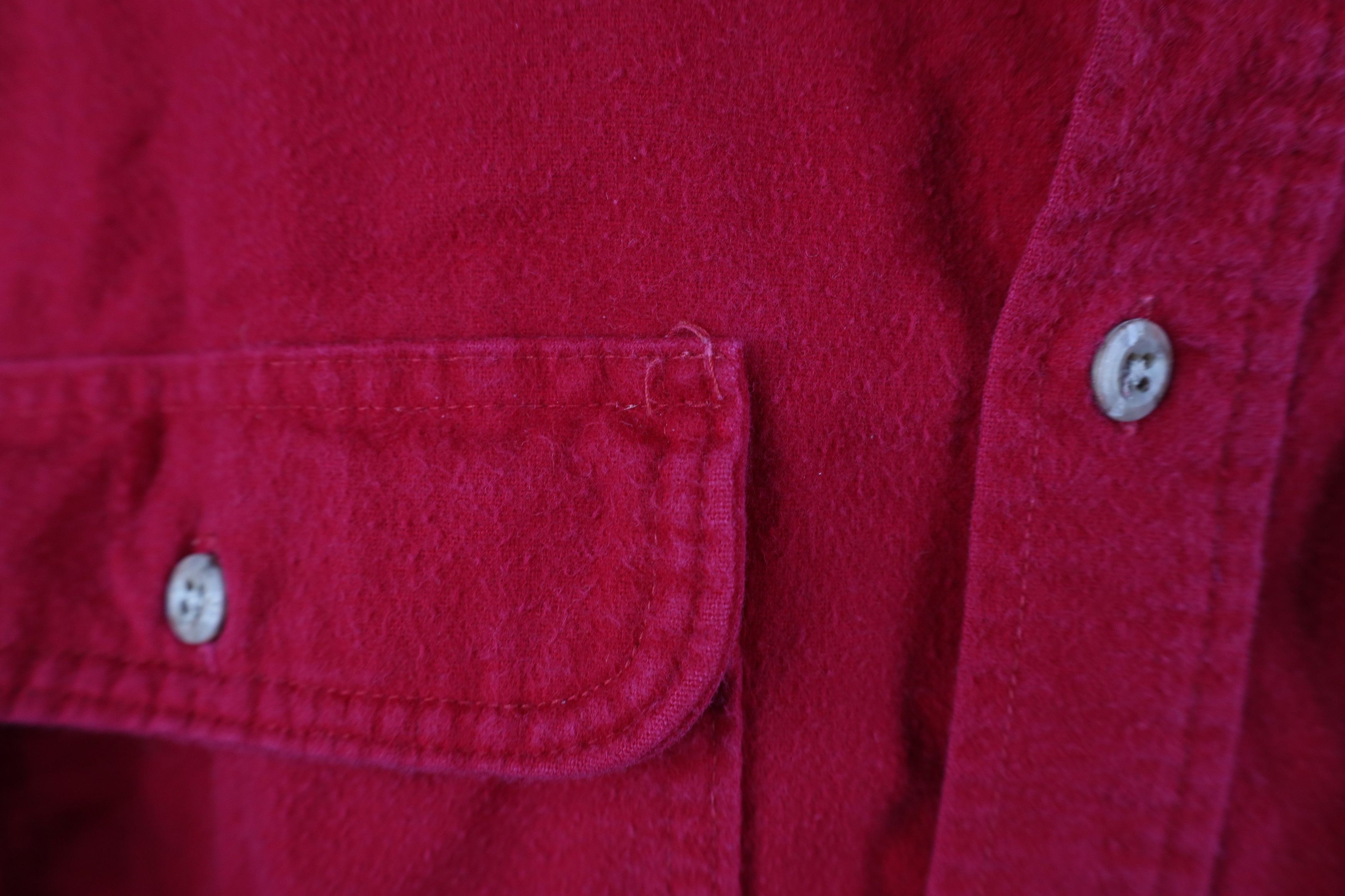 Vintage Vintage 90s Streetwear Cloth Collared Button Shirt Red USA Size US XL / EU 56 / 4 - 4 Thumbnail