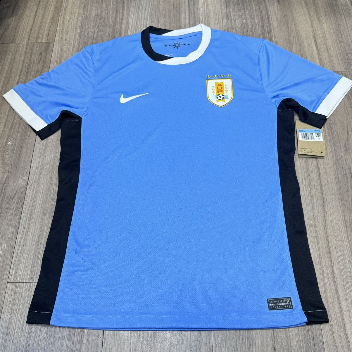 Nike Uruguay 24/25 home shirt (bnwt) Size US M / EU 48-50 / 2 - 1 Thumbnail