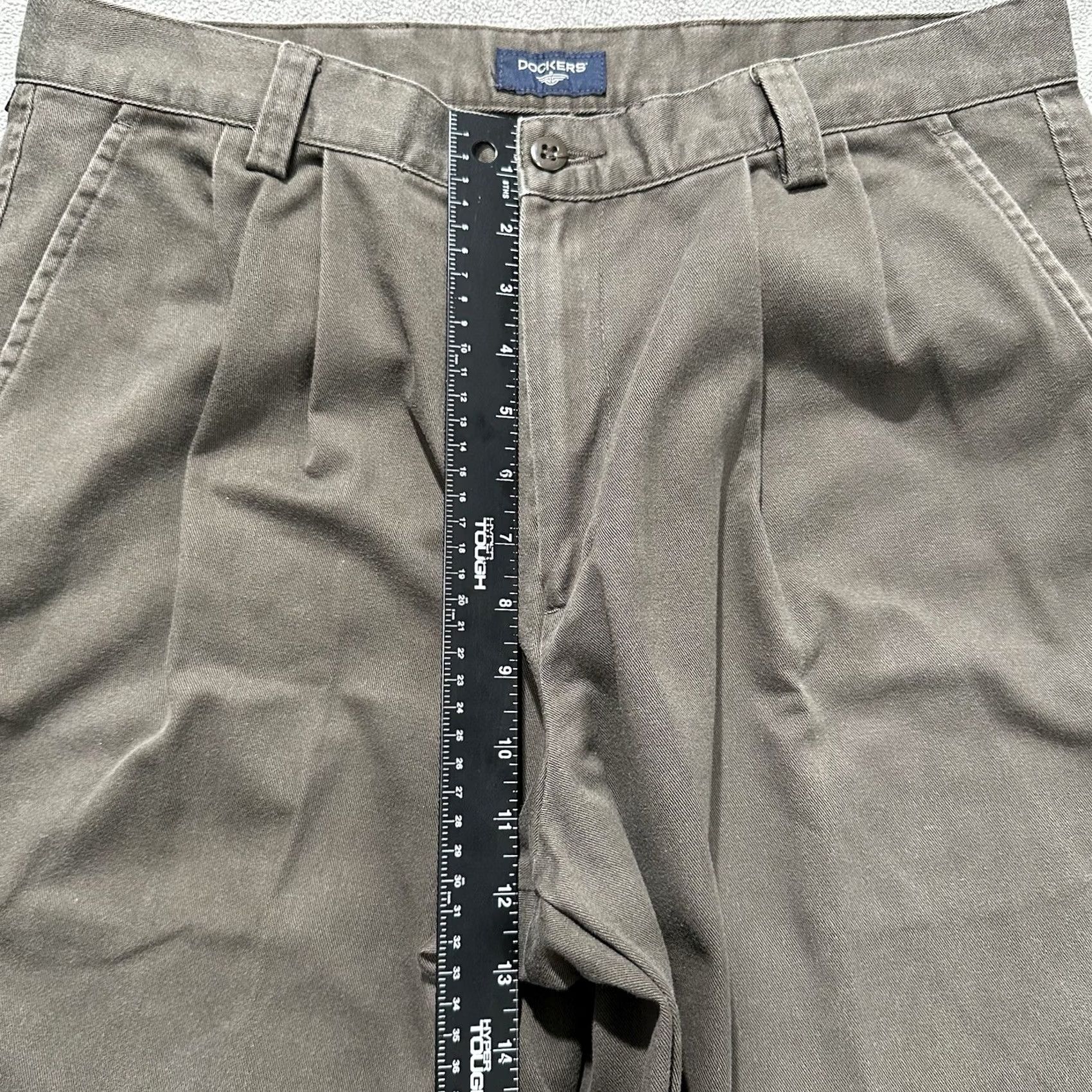 Dockers DOCKERS Khaki Pants Mens Brown Pleated Relaxed Straight 33x32 (33x31.5) Size US 33 - 7 Thumbnail