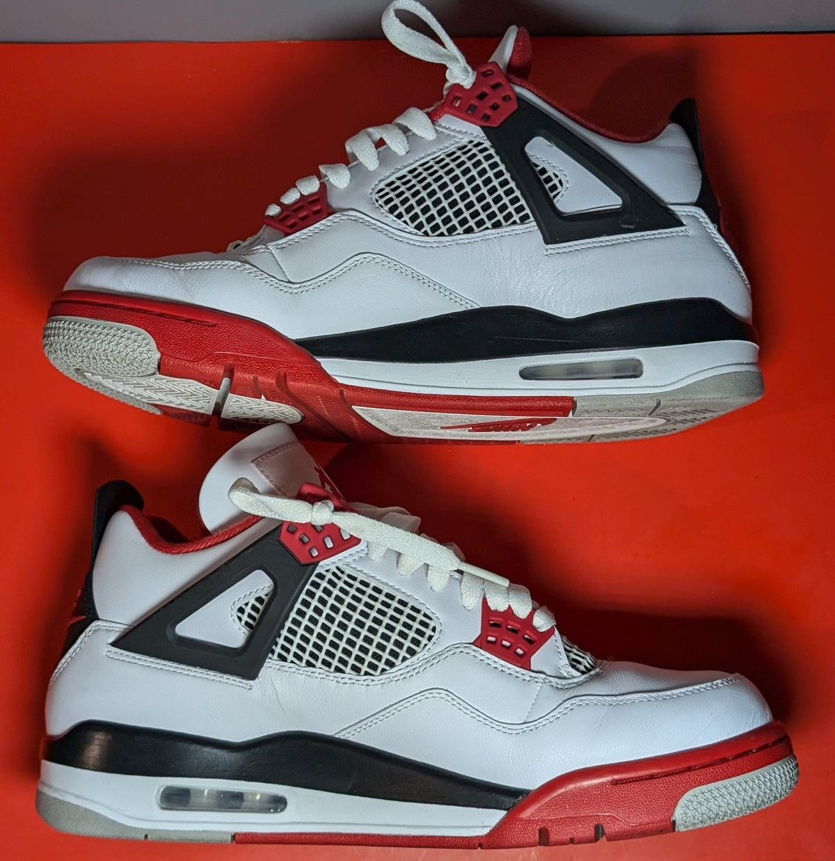 Jordan Brand Size 10 - Jordan 4 Retro OG Fire Red Size US 10 / EU 43 - 2 Thumbnail