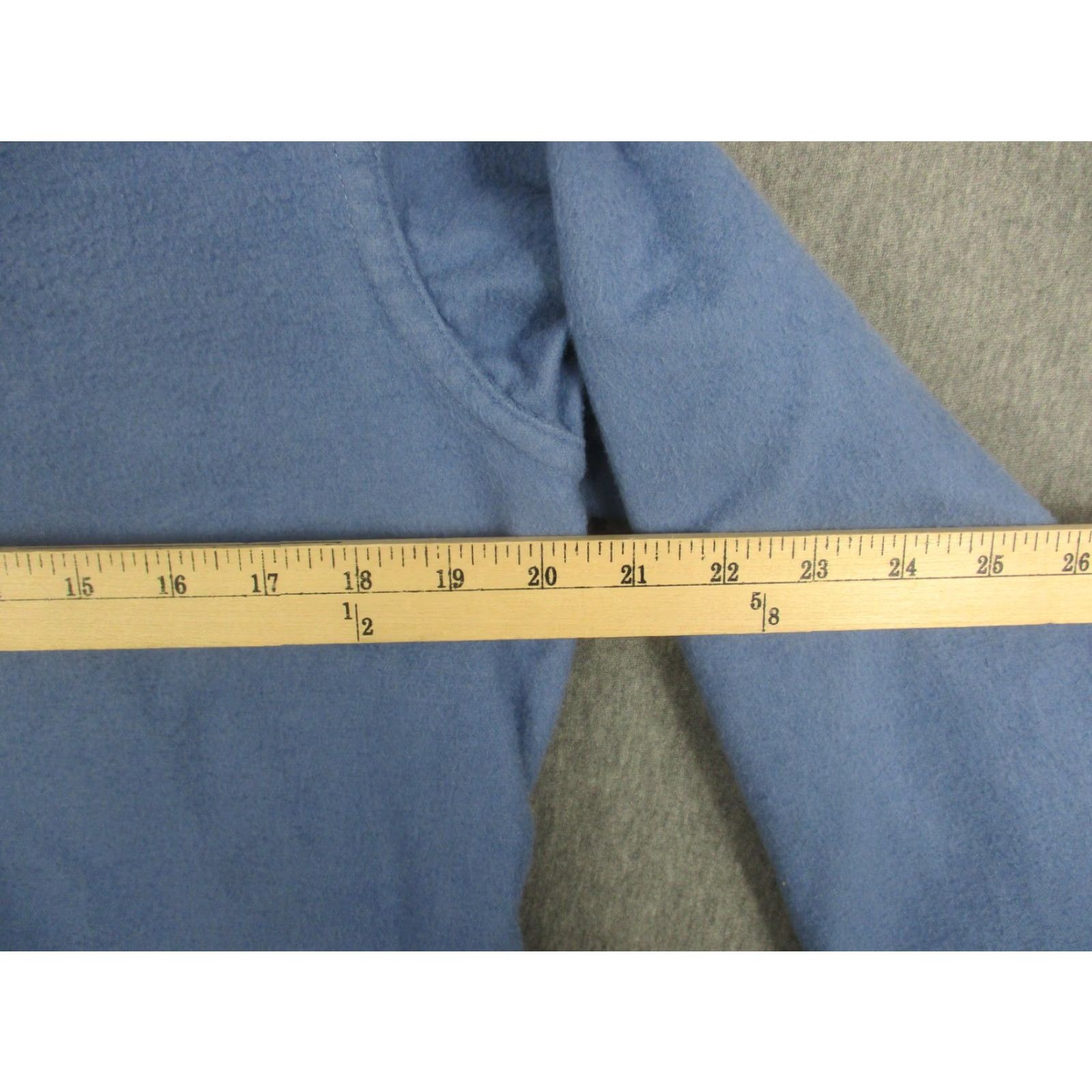 Holubar VINTAGE Holubar Mountaineering Shirt Small Blue Flannel Button Long Sleeve Mens Regular Fit Pocket(s) or Pockets Size US S / EU 44-46 / 1 - 7 Thumbnail
