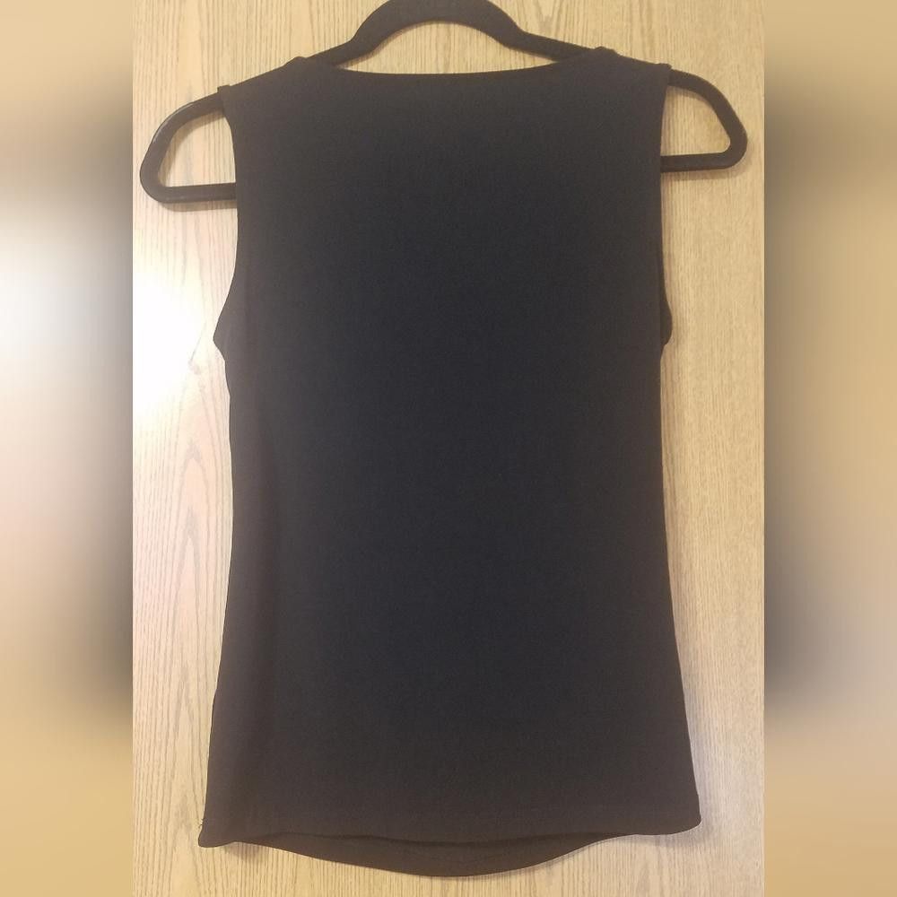 Designer Carmen Marc Valvo Black Sleeveless Blouse Size XS Size XS / US 0-2 / IT 36-38 - 2 Thumbnail