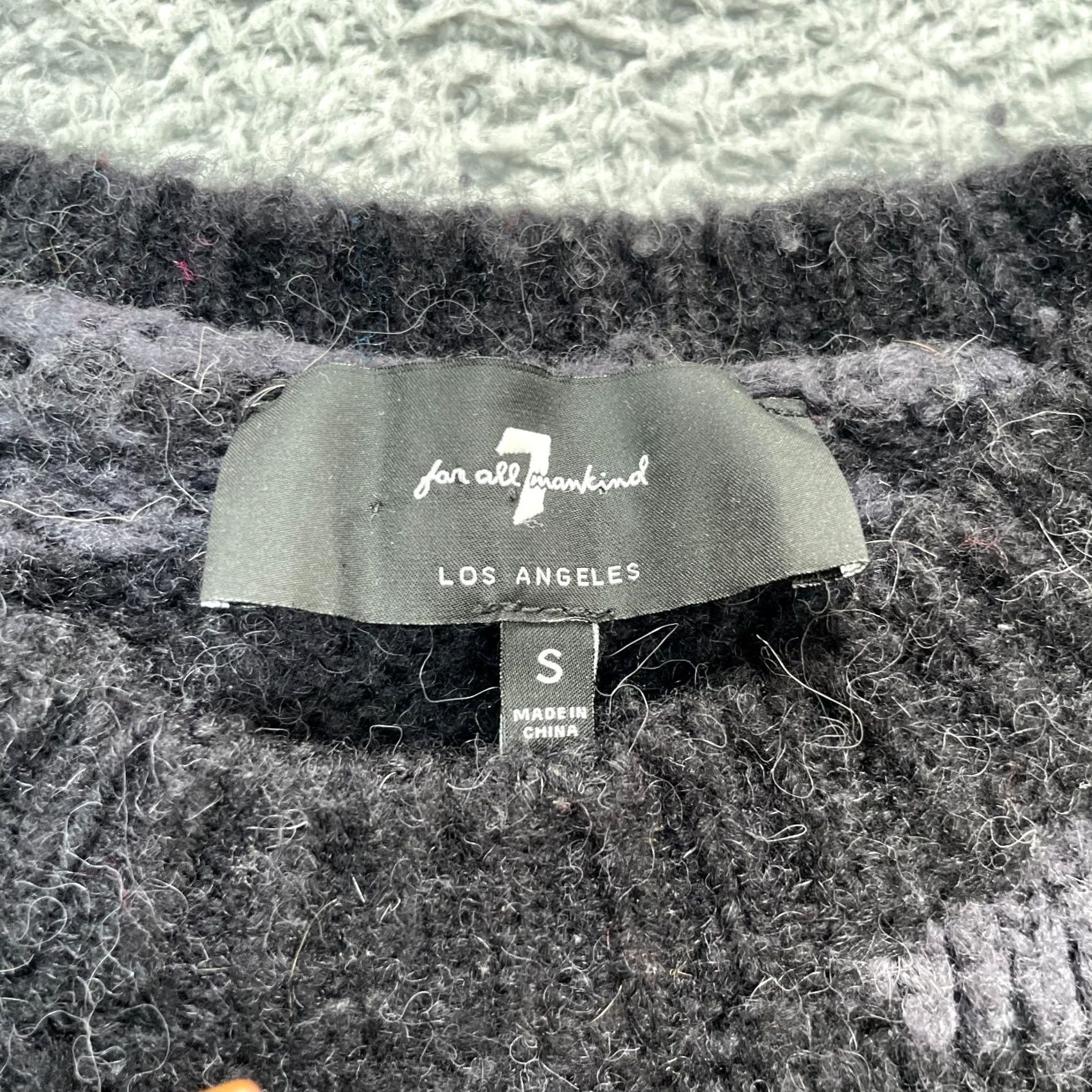 7 For All Mankind 7 For All Mankind Sweater Mens Small Gray Zebra Wool Blend Stretch Tight Knit Shirt Pullover Casual Travel Workwear Mens Size US S / EU 44-46 / 1 - 3 Thumbnail