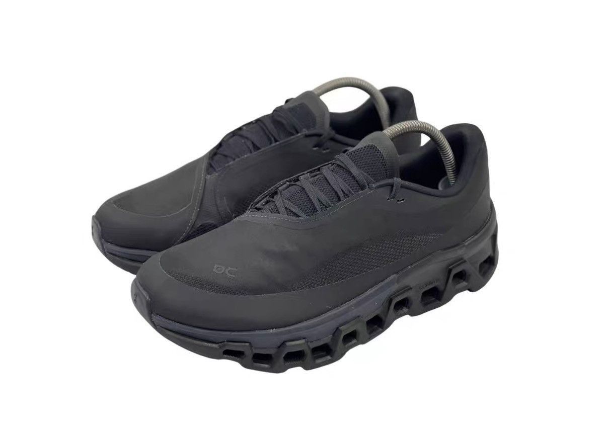 POST ARCHIVE FACTION (PAF) Black Low-Top Sneakers with Structured Soles Size US 9.5 / EU 42-43 - 1 Thumbnail